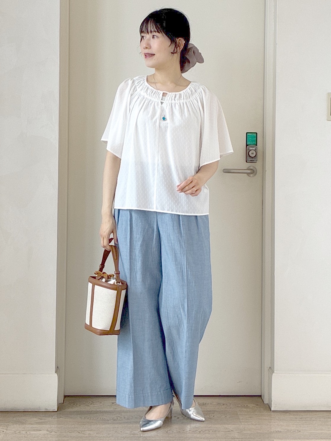  beni_gingerさんの「Reflect｜ネックギャザーデザインブラウス」を使ったコーディネート