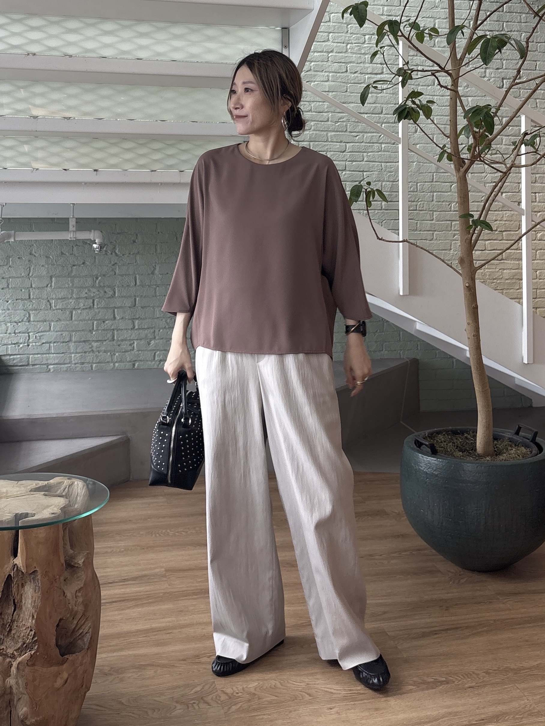 kotakiさんの「INDIVI｜【接触冷感／透湿／着る日傘】ドルマントップス」を使ったコーディネート