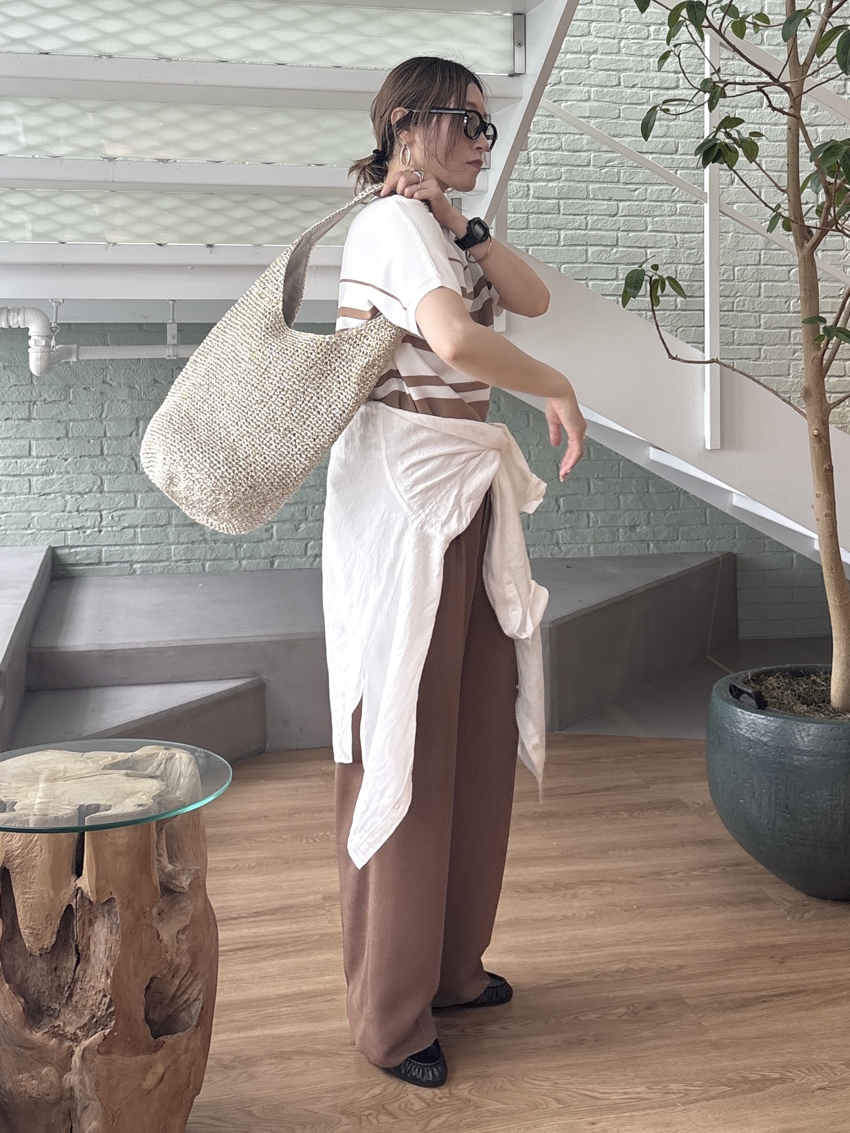 kotakiさんの「INDIVI｜【洗える】ガーター編みVネックニットT」を使ったコーディネート