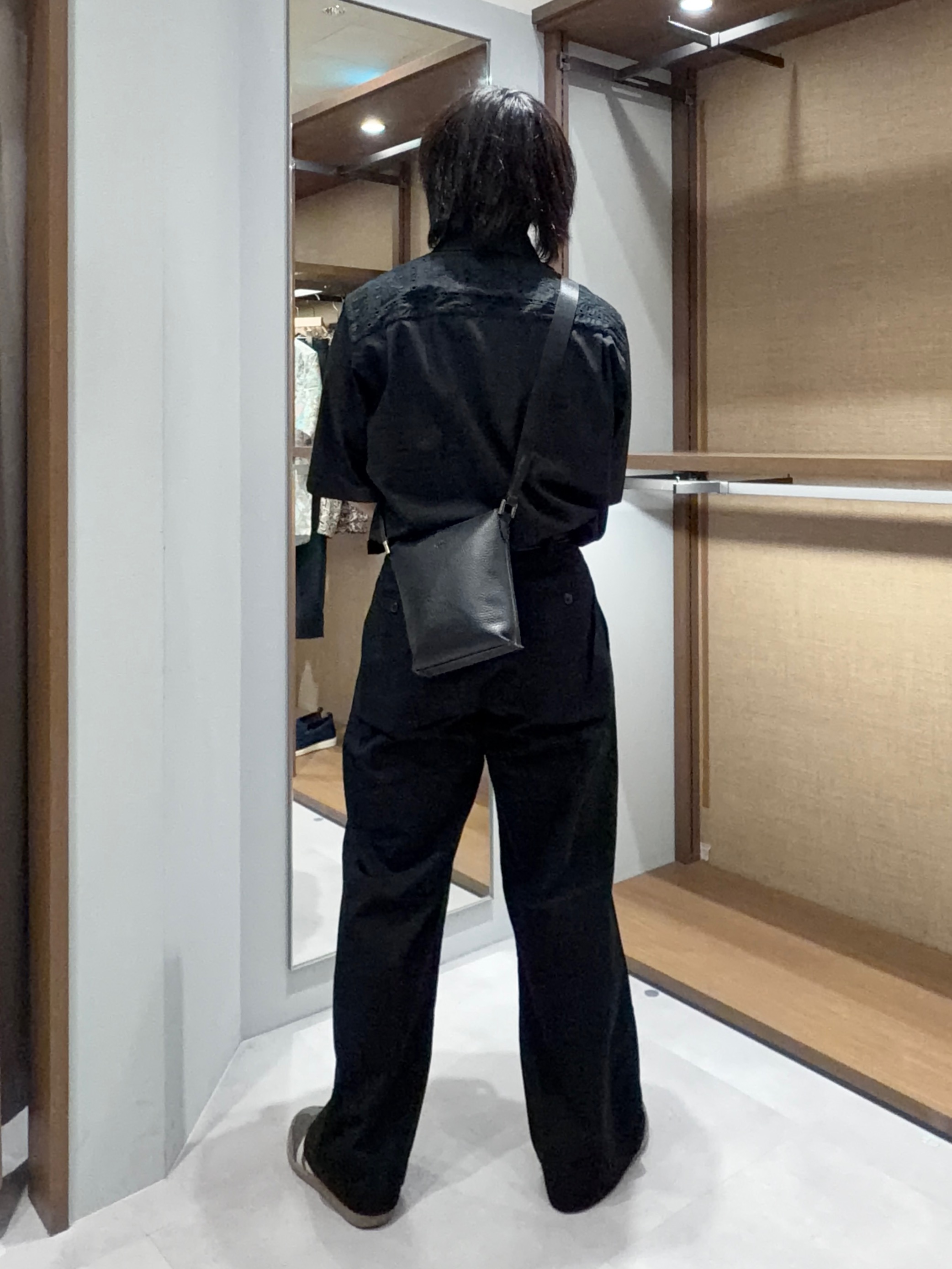 Hiroさんの「TAKEO KIKUCHI｜コンビ半袖ミリタリーシャツ」を使ったコーディネート