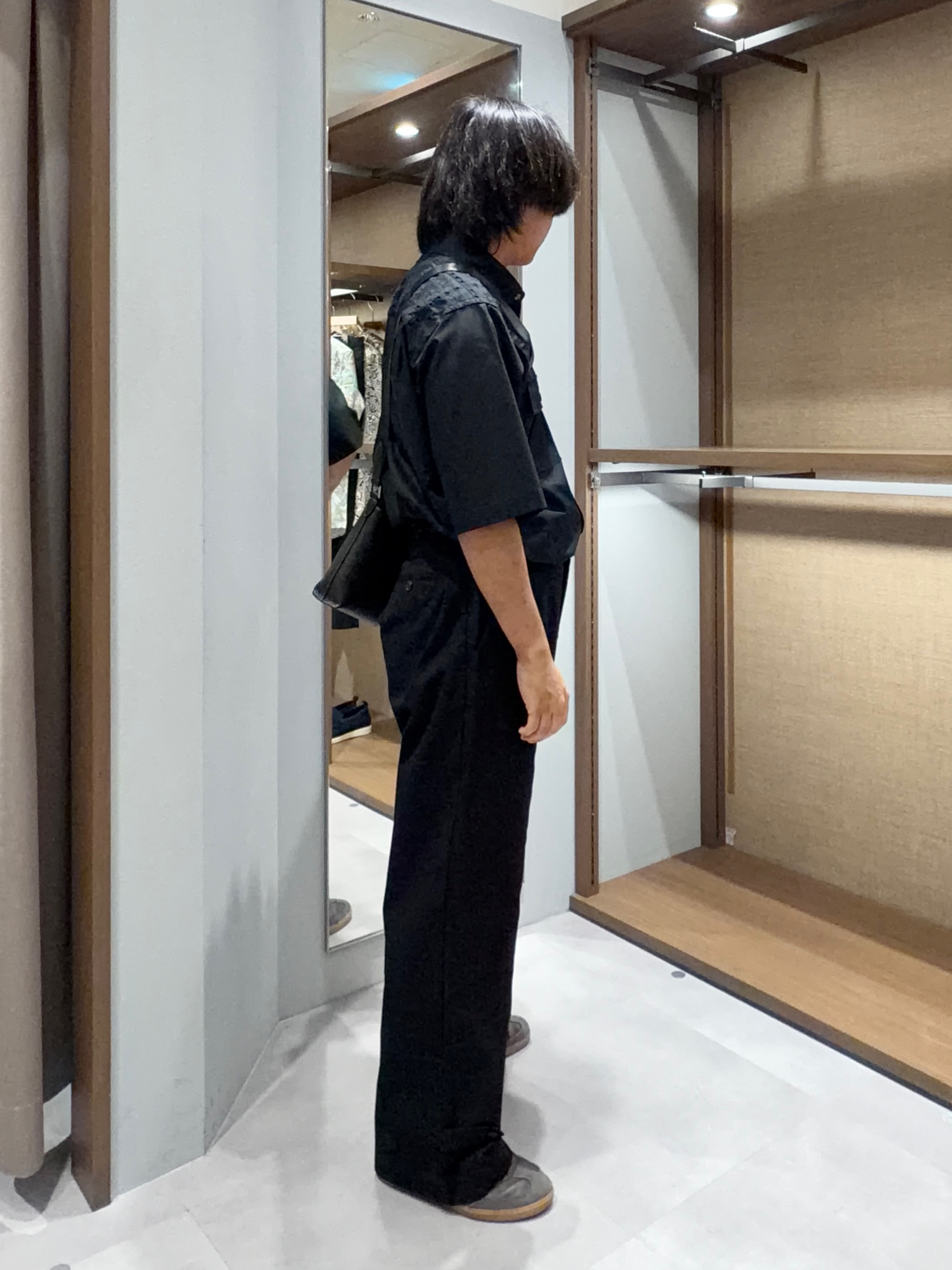Hiroさんの「TAKEO KIKUCHI｜コンビ半袖ミリタリーシャツ」を使ったコーディネート