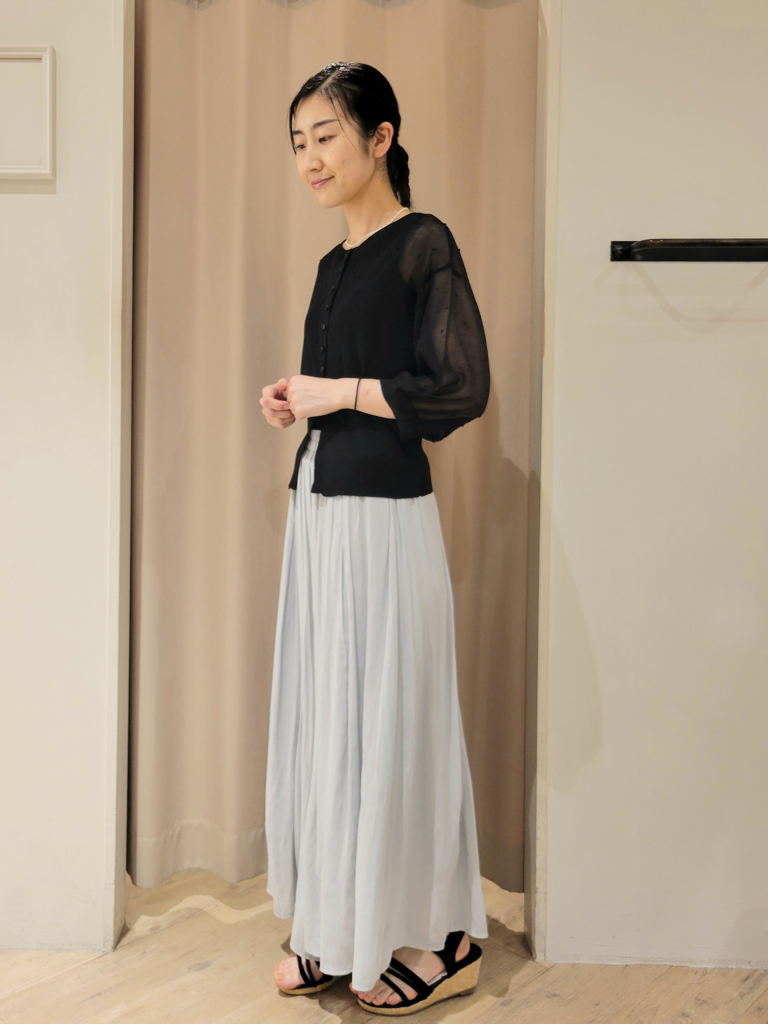 いそさんの「grove｜シアードットカーディガン」を使ったコーディネート
