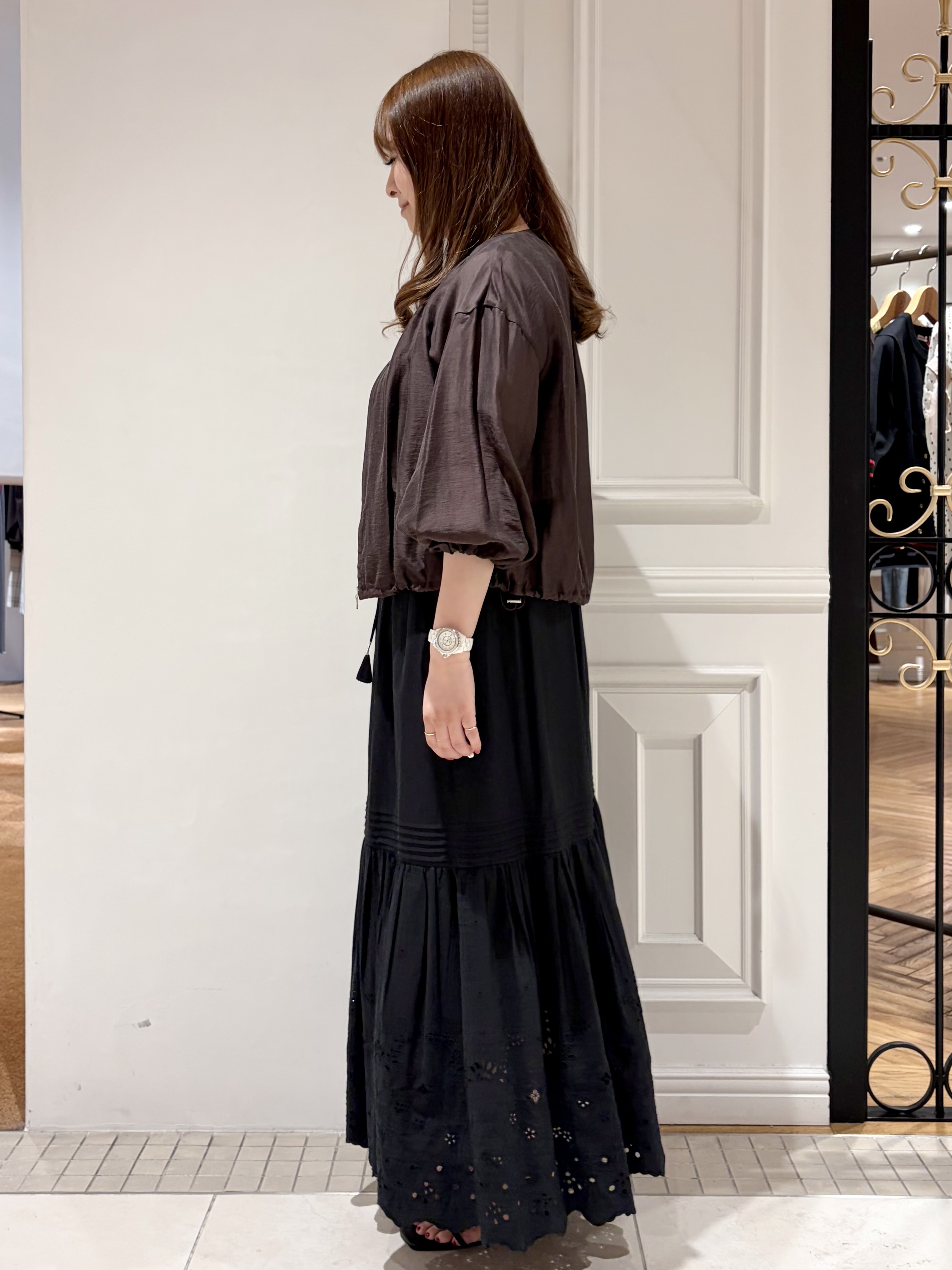 minowaさんの「DRESSTERIOR｜ウォッシャブル シアーショートブルゾン」を使ったコーディネート