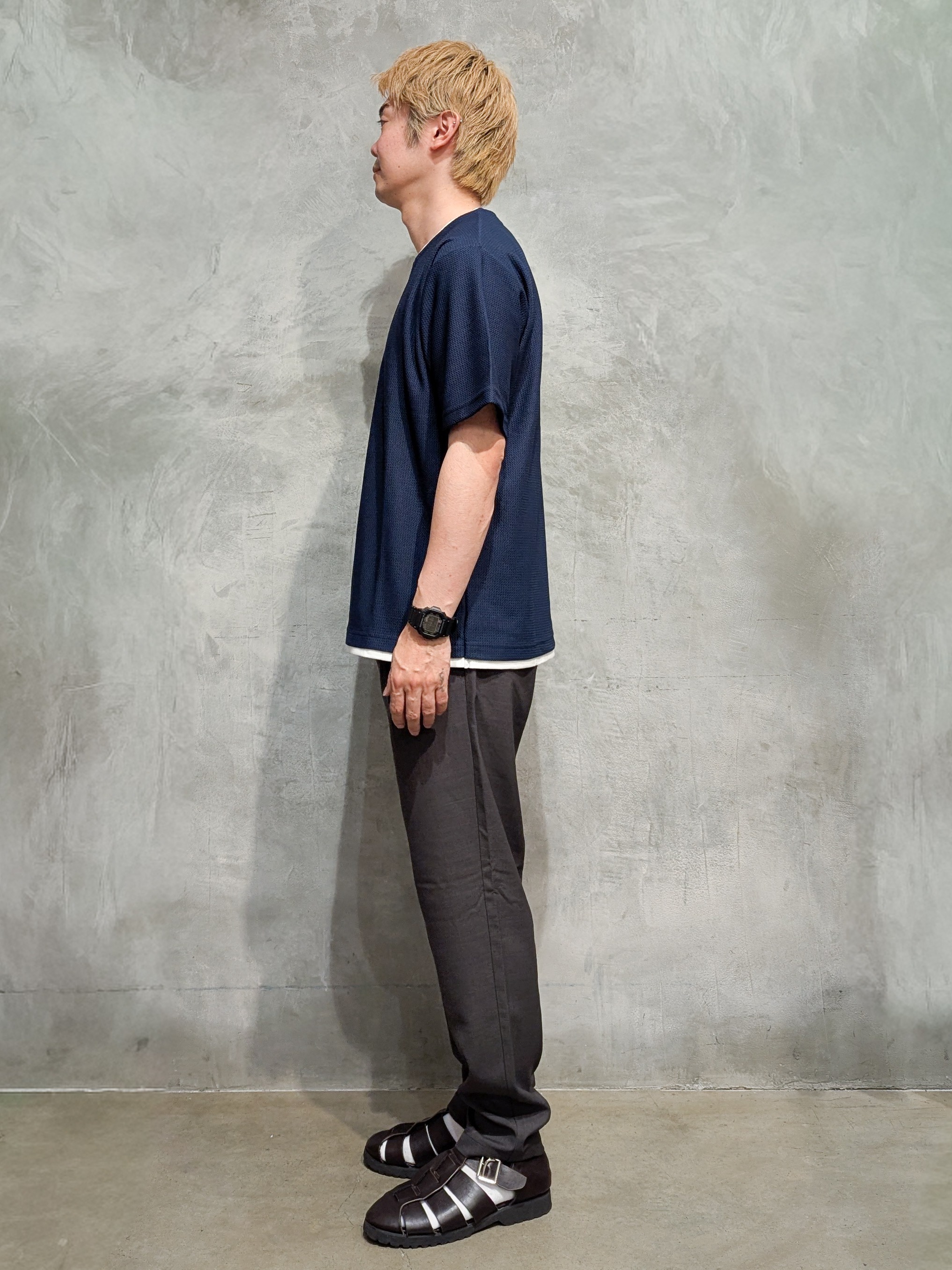 daiさんの「THE SHOP TK｜【一枚でコーディネートが完成！】レイヤード風 キーネック 半袖Tシャツ 洗濯機OK」を使ったコーディネート