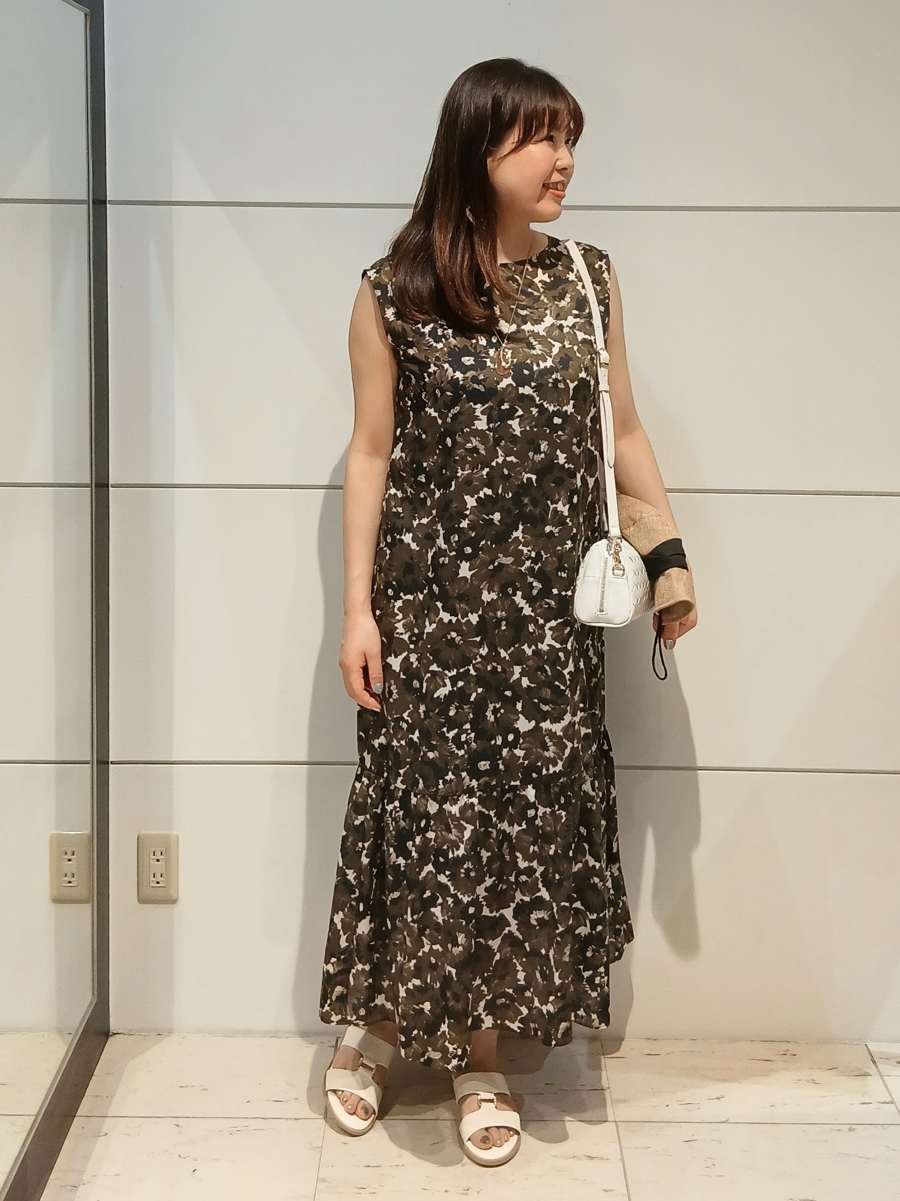なみきさんの「UNTITLED｜【花柄/着映え】フラワープリントワンピース」を使ったコーディネート