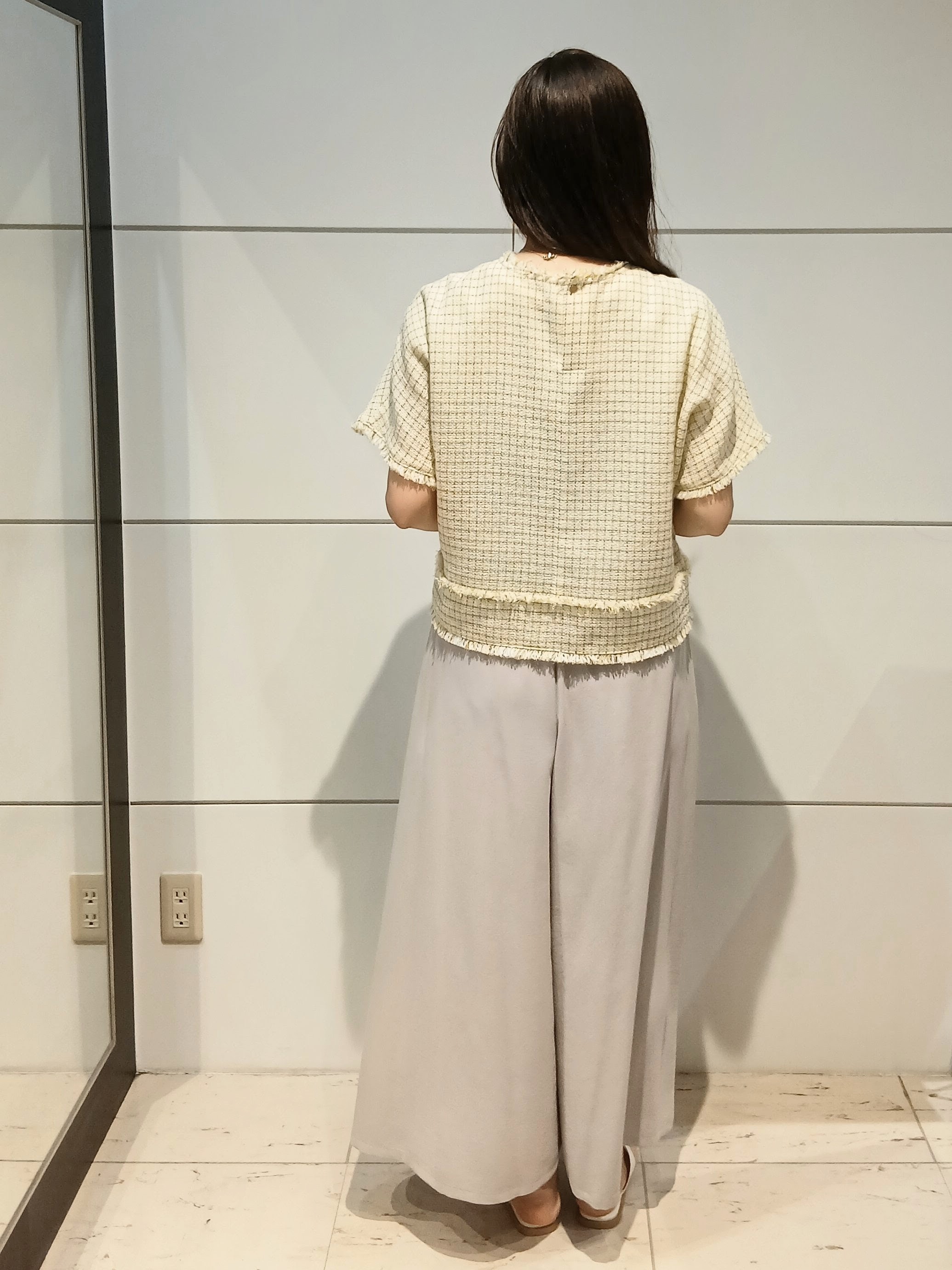 なみきさんの「UNTITLED｜【アンサンブル可】ラメ混クルーネックカーディガン」を使ったコーディネート