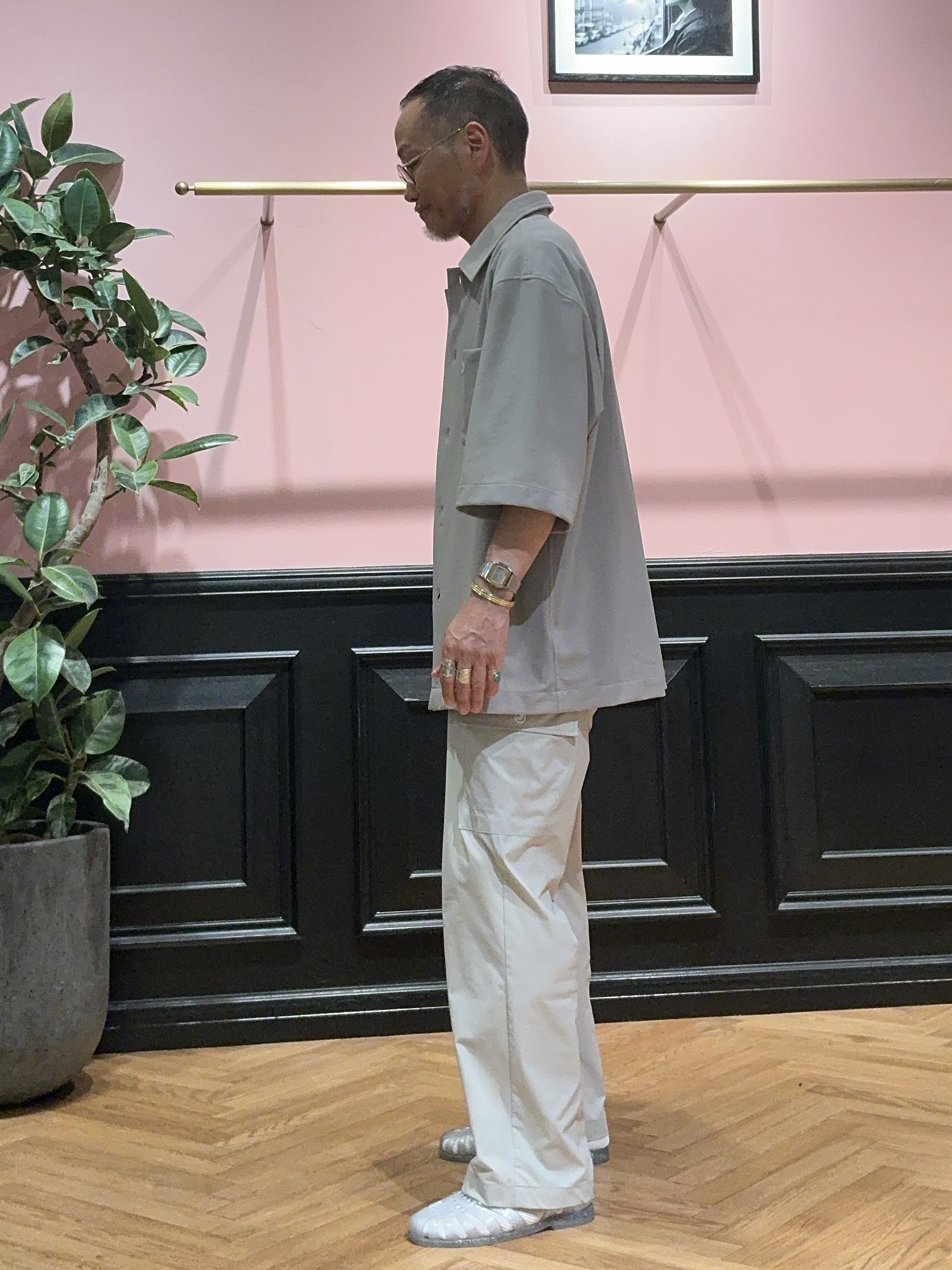 torigoeさんの「DRESSTERIOR｜【接触冷感/UVカット/ウォッシャブル/Safari5月号掲載】AIRTOOL ハーフスリーブシャツ」を使ったコーディネート