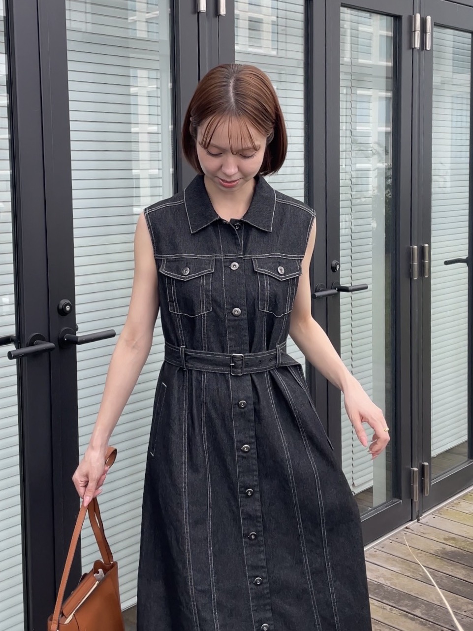 NATSUMIさんの「grove｜大人気！デニムフレアワンピース」を使ったコーディネート
