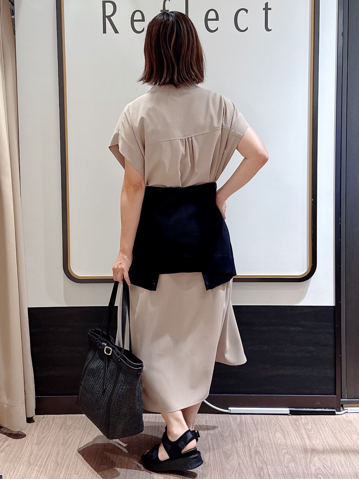 nekoさんの「Reflect｜すっきり見えバンドカラーシャツワンピース」を使ったコーディネート