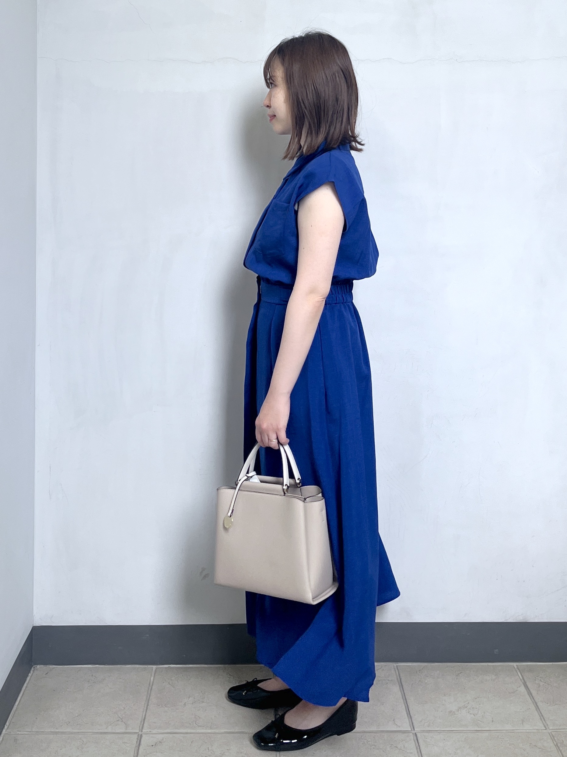 mikiさんの「OPAQUE.CLIP｜【接触冷感／吸水速乾】フレンチスリーブシャツワンピース《イージーアイロン／洗濯機OK》」を使ったコーディネート