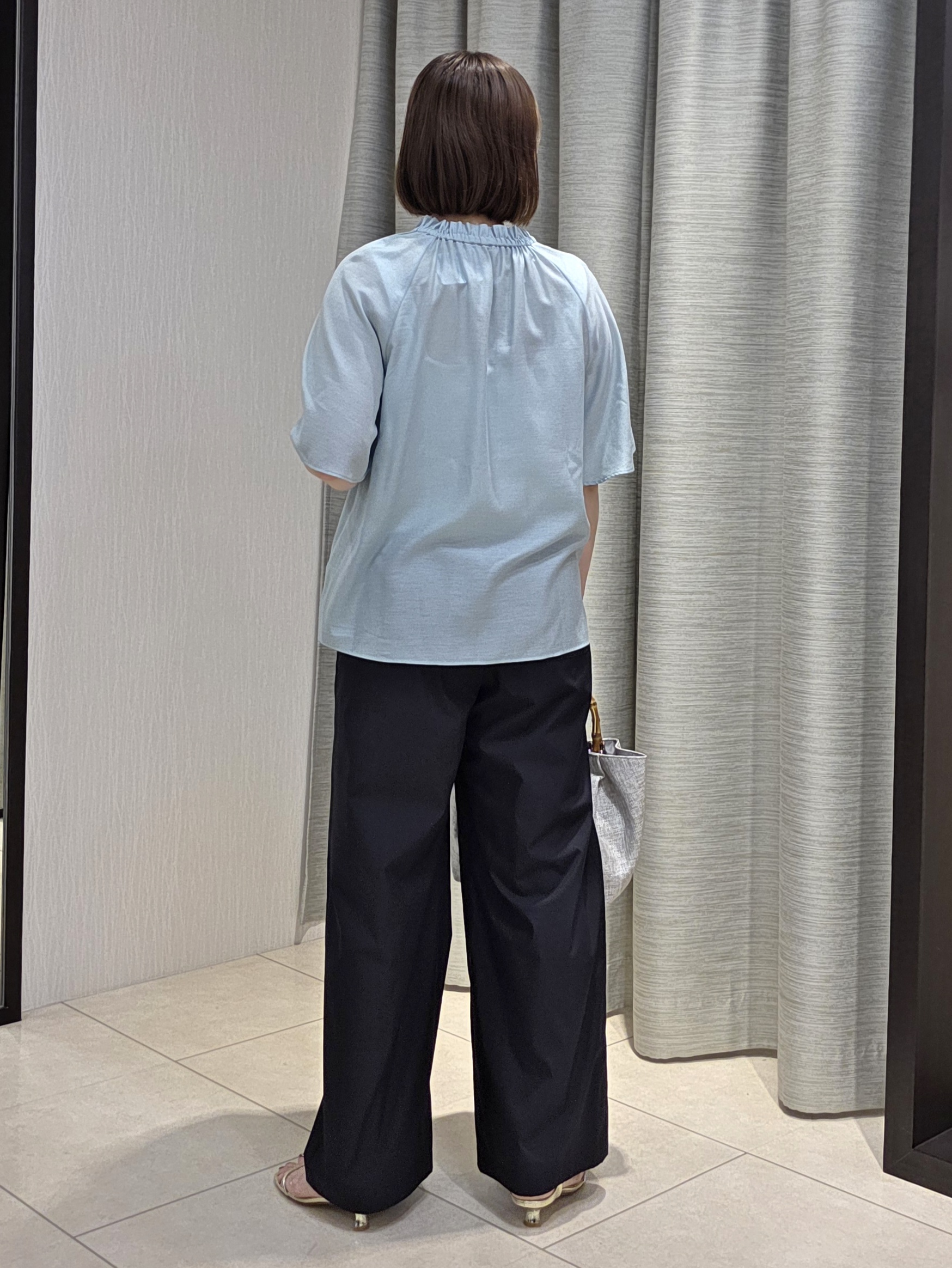 naokoさんの「UNTITLED｜【シアー/首元フリル】シルキーシフォンブラウス」を使ったコーディネート