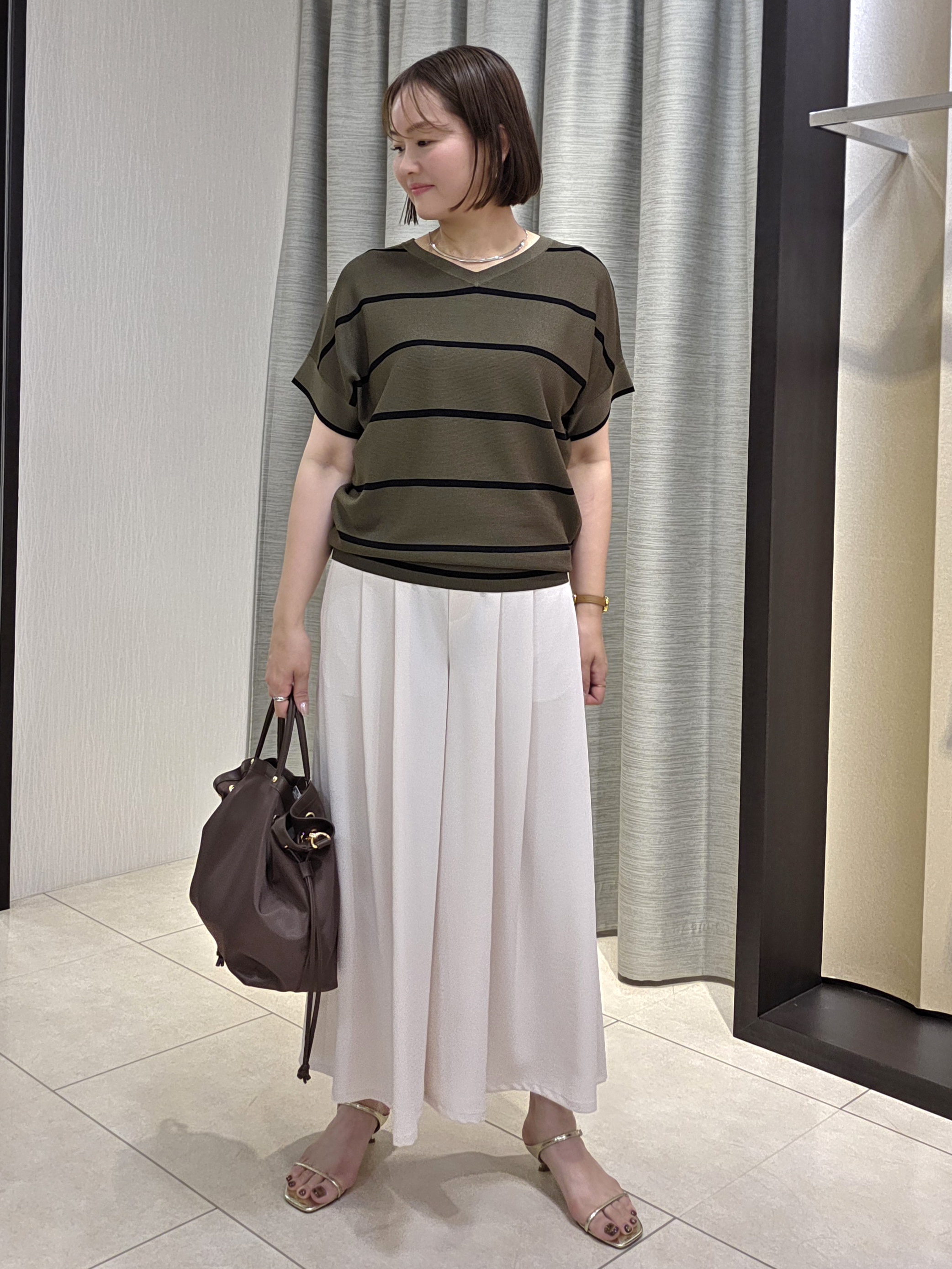 naokoさんの「UNTITLED｜【11色展開/体型カバー】前後2WAYフレンチスリーブニット」を使ったコーディネート