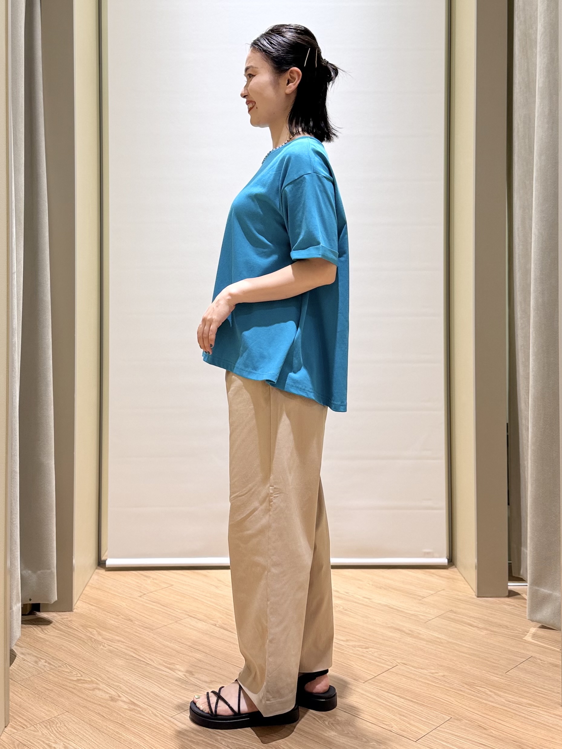 あんりさんの「grove｜【遮熱／吸水速乾／接触冷感／UVカット】フレアシルエットTシャツ」を使ったコーディネート