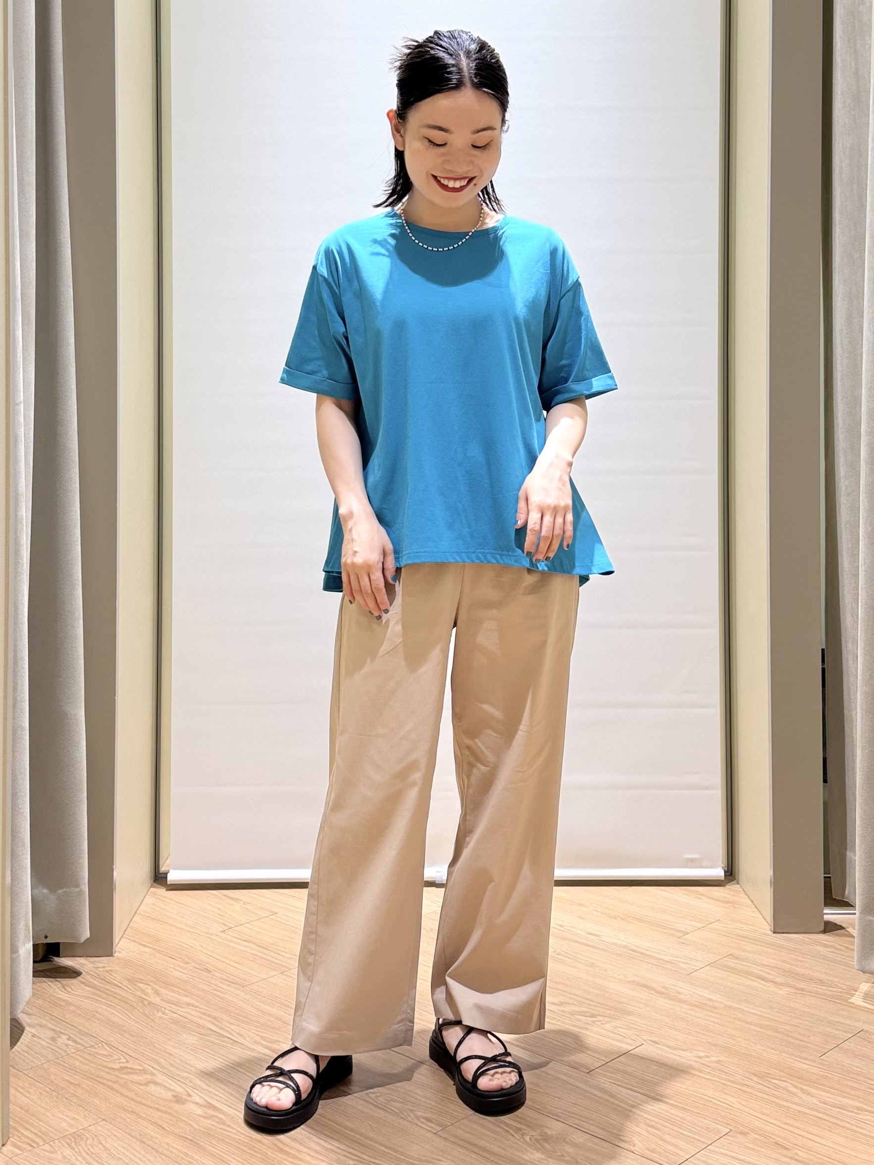 あんりさんの「grove｜【遮熱／吸水速乾／接触冷感／UVカット】フレアシルエットTシャツ」を使ったコーディネート