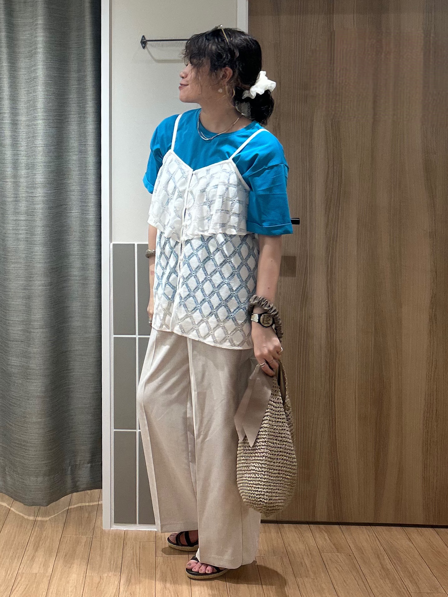 よっしーさんの「grove｜【遮熱／吸水速乾／接触冷感／UVカット】フレアシルエットTシャツ」を使ったコーディネート