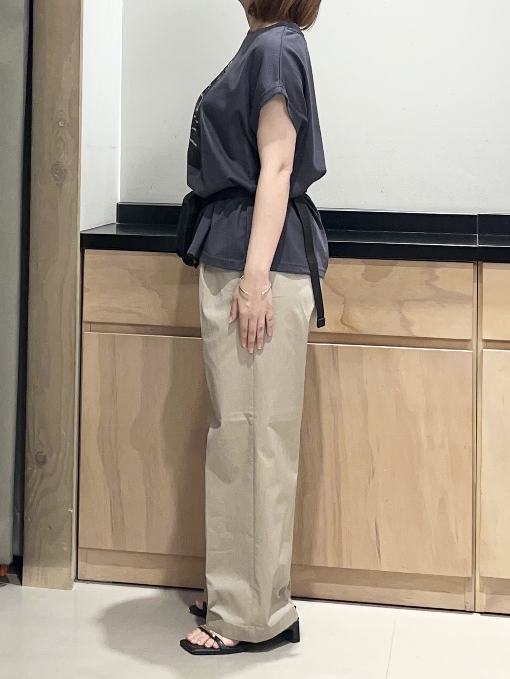 かのさんの「THE SHOP TK｜オーガンジー刺繍Tシャツ」を使ったコーディネート