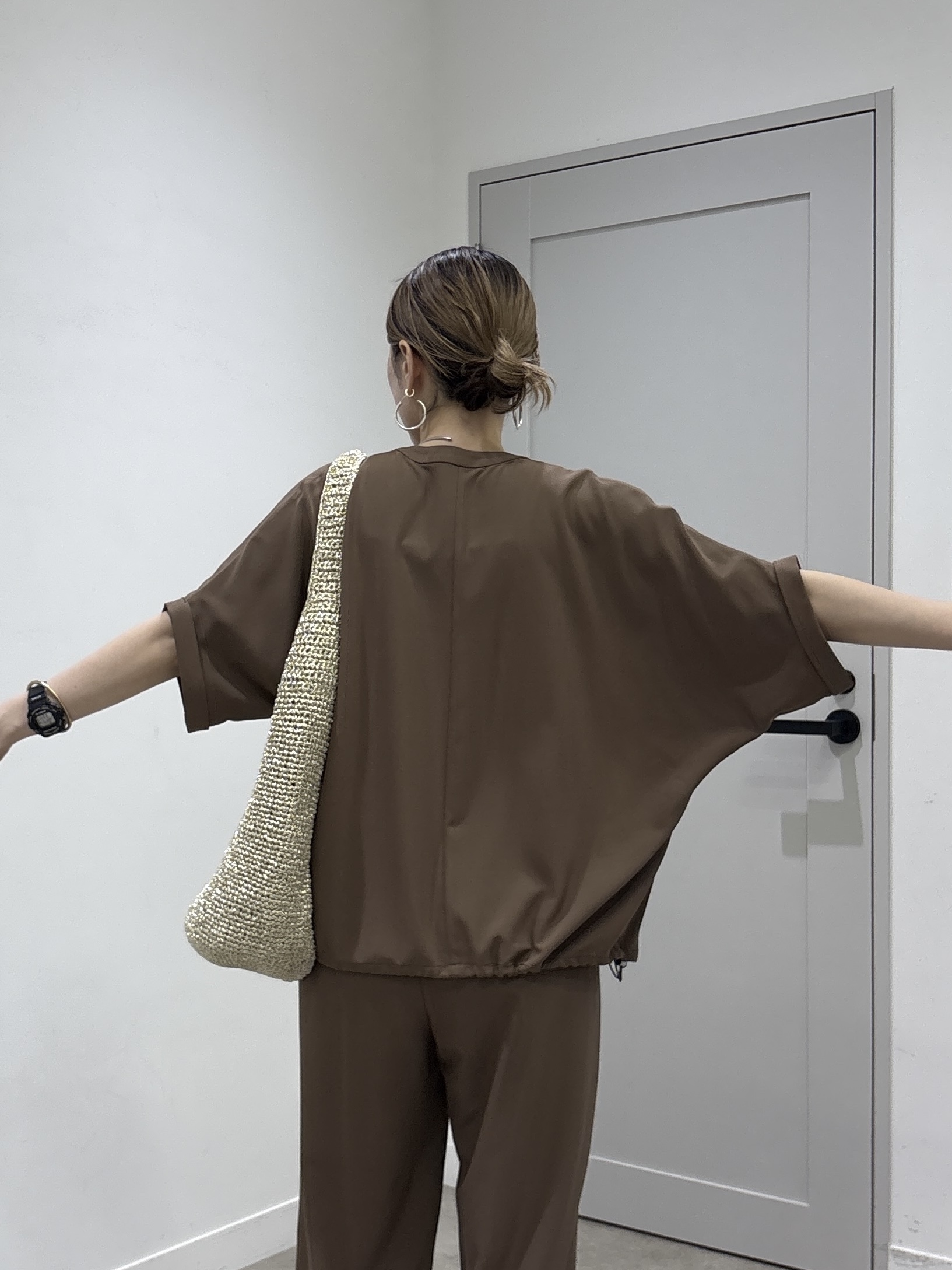 kotakiさんの「INDIVI｜【着る日傘】ドルマンフォルムブルゾン」を使ったコーディネート