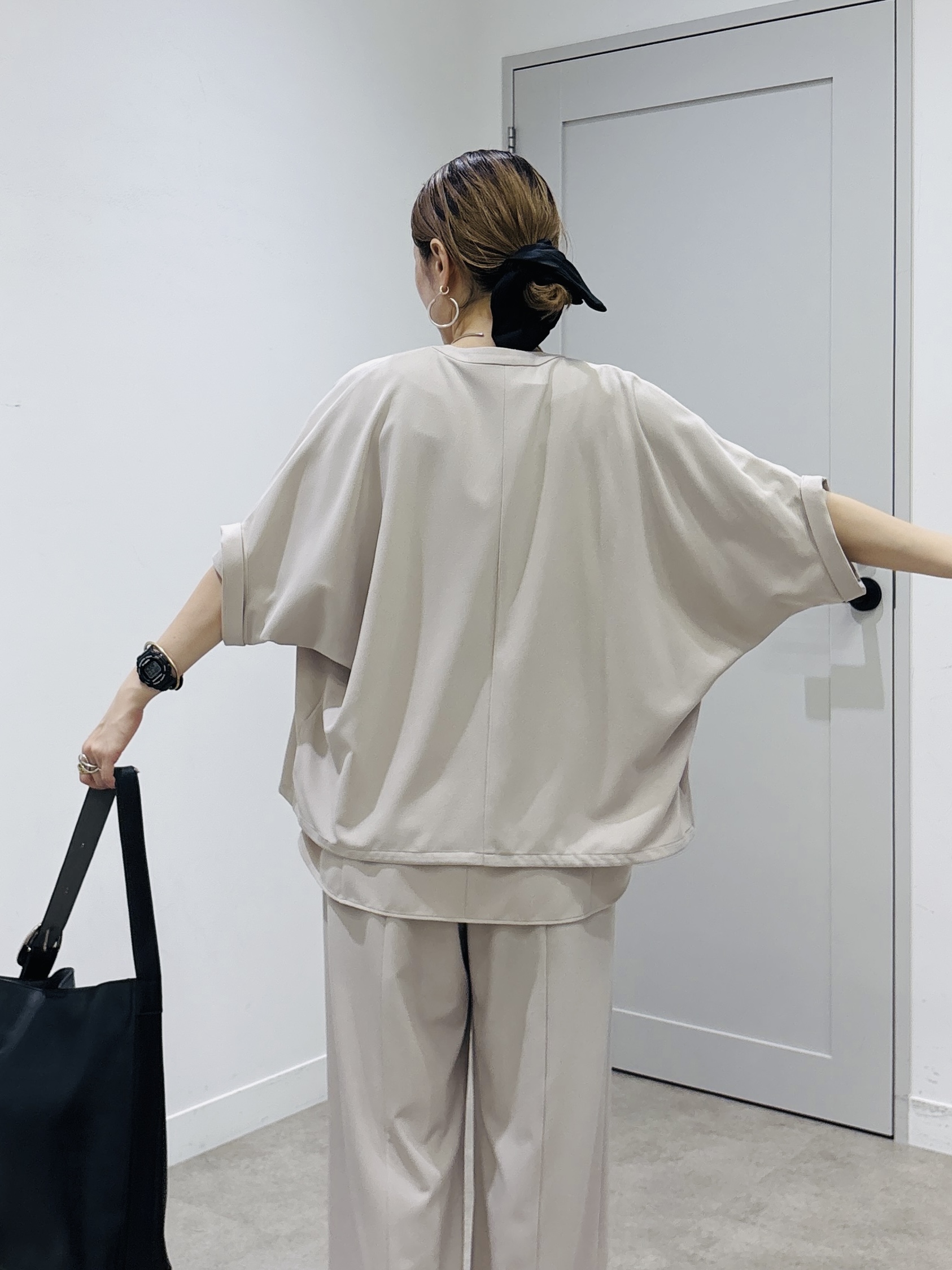 kotakiさんの「INDIVI｜【夏羽織り/着る日傘】ドルマンフォルムブルゾン」を使ったコーディネート