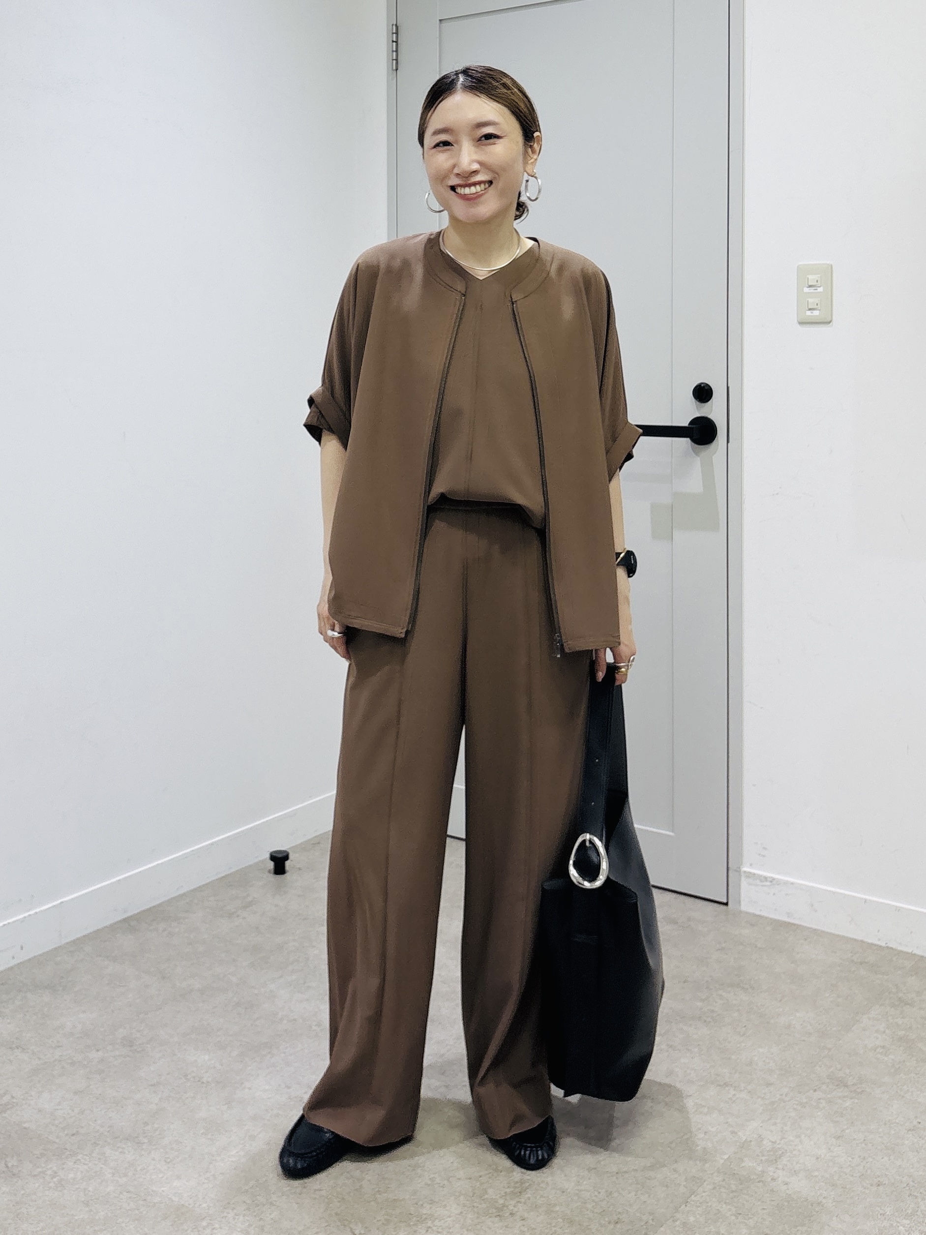 kotakiさんの「INDIVI｜【着る日傘】ドルマンフォルムブルゾン」を使ったコーディネート