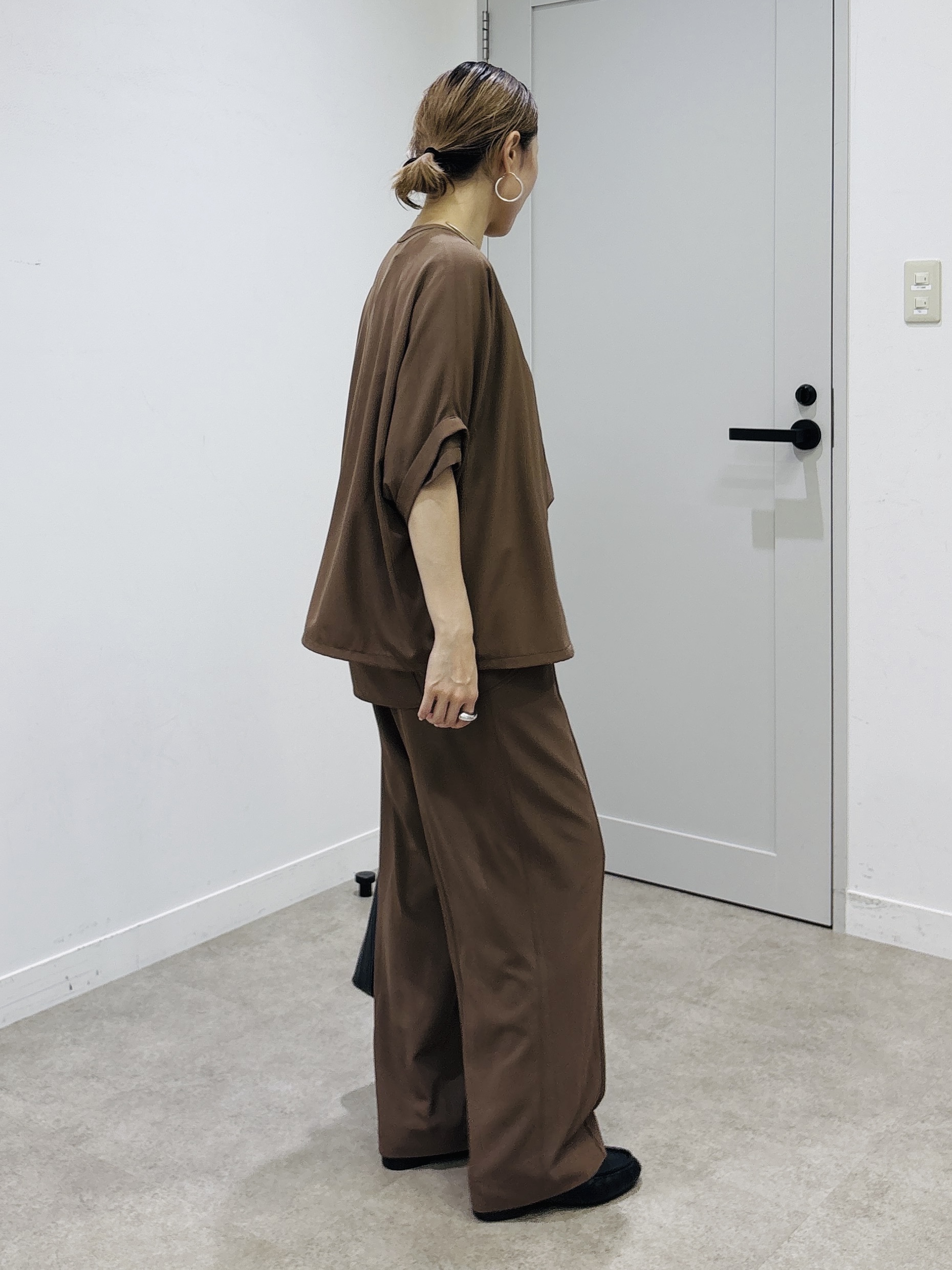 kotakiさんの「INDIVI｜【着る日傘】ドルマンフォルムブルゾン」を使ったコーディネート