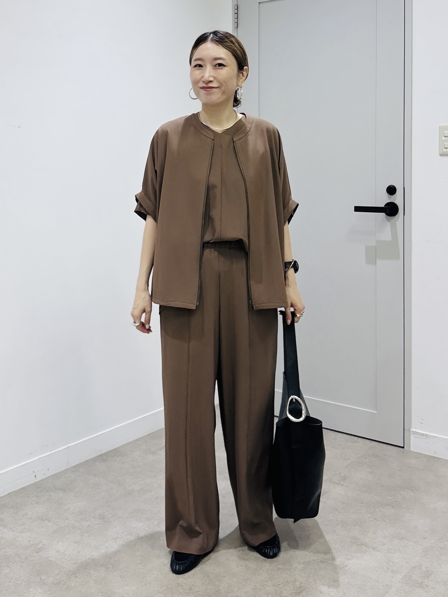 kotakiさんの「INDIVI｜【着る日傘】ドルマンフォルムブルゾン」を使ったコーディネート