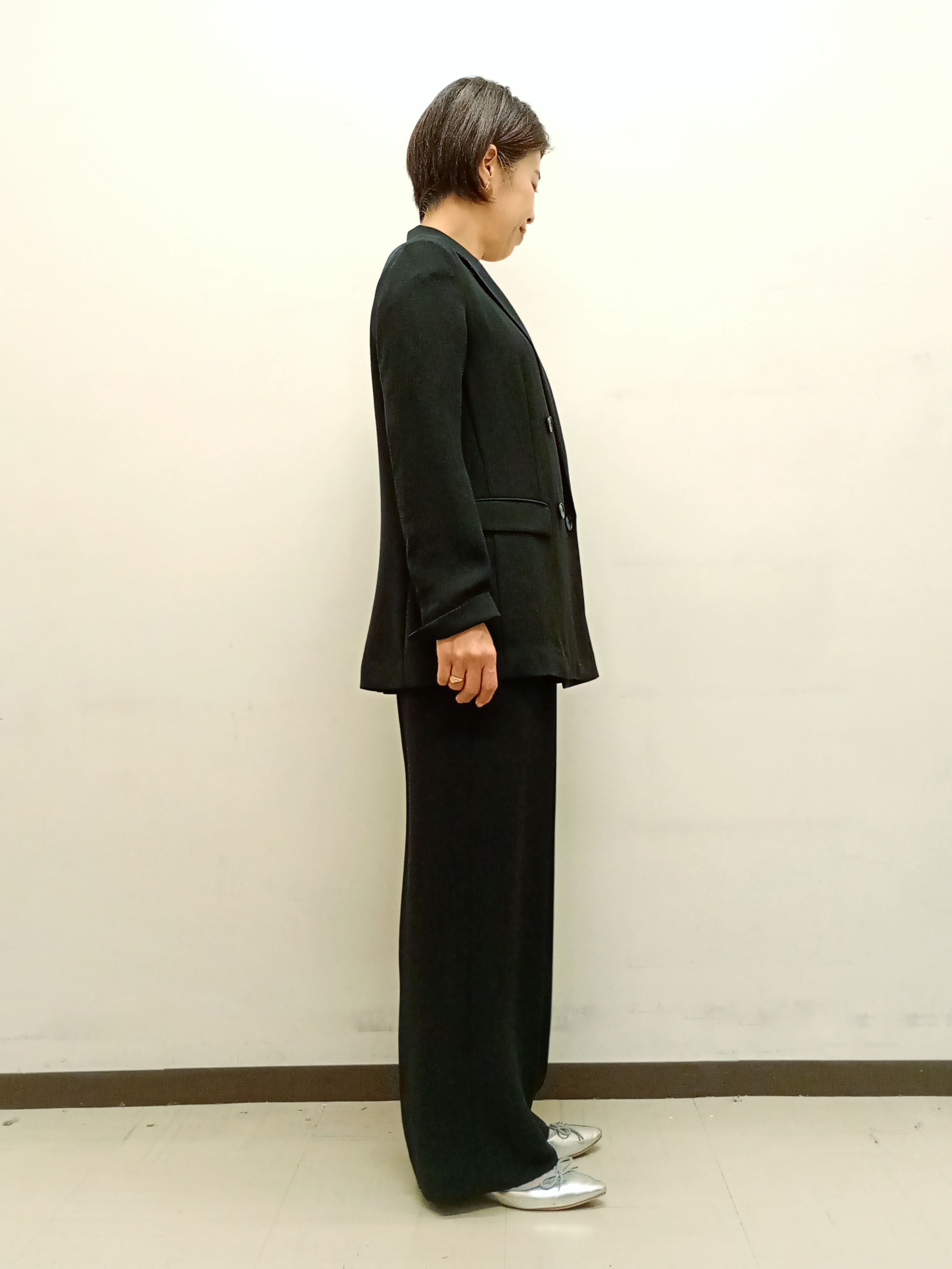 Kさんの「INDIVI｜【洗える／UVケア／SETUP可】着る日傘ワイドパンツ」を使ったコーディネート