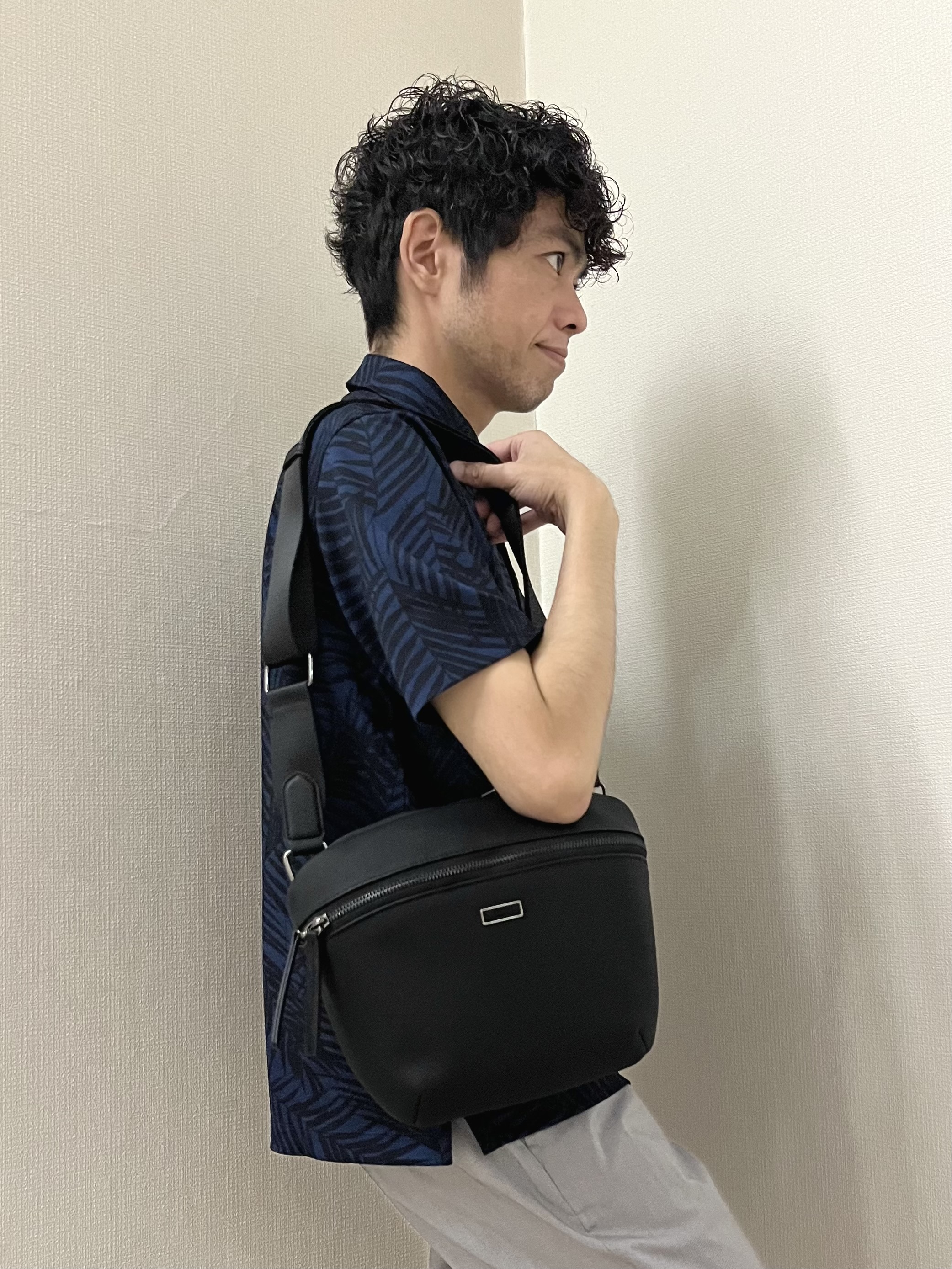 URAさんの「TAKEO KIKUCHI｜リーフ柄ポロシャツ」を使ったコーディネート