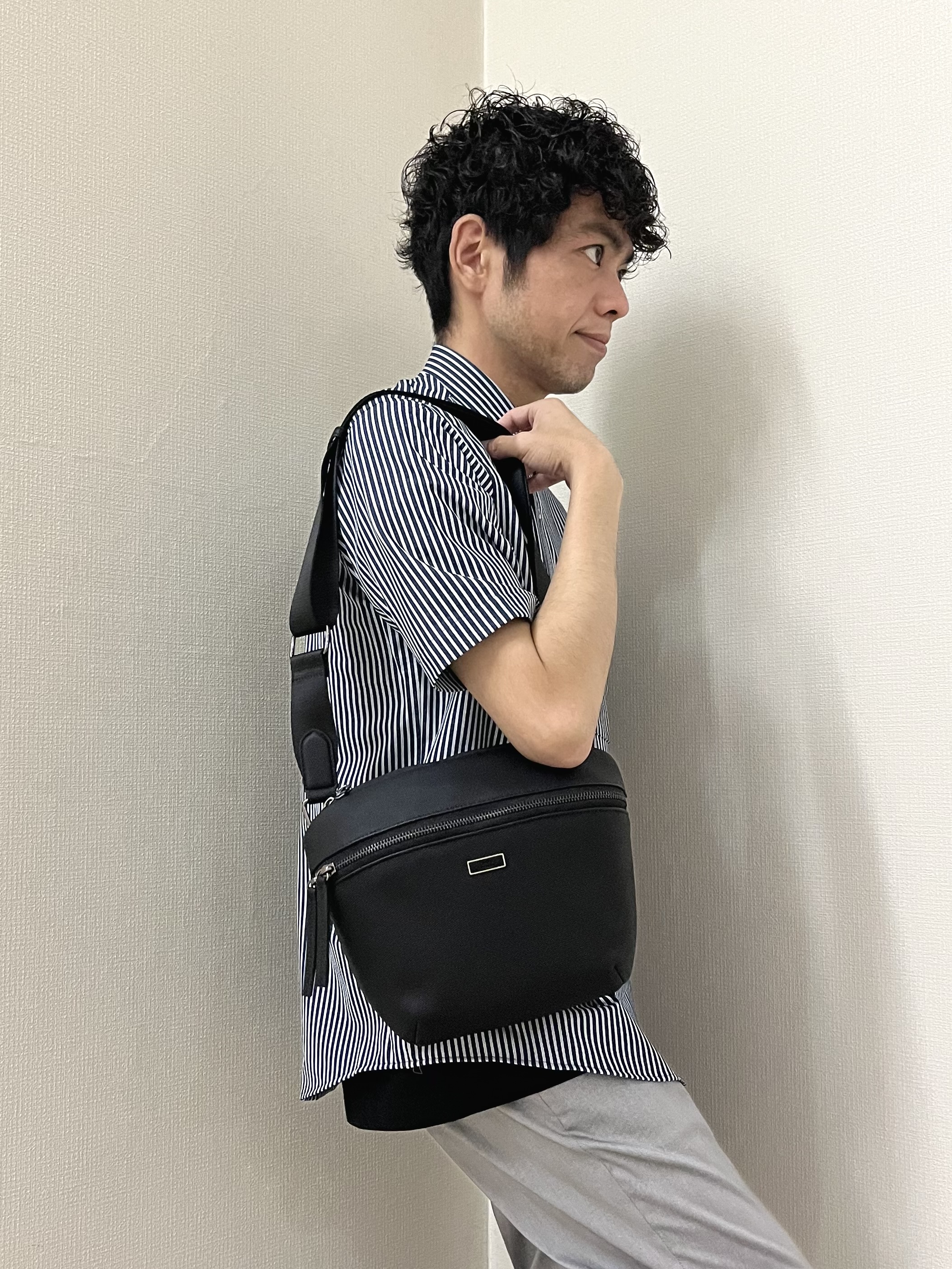 URAさんの「TAKEO KIKUCHI｜【接触冷感】ジャージストライプ シャツ」を使ったコーディネート