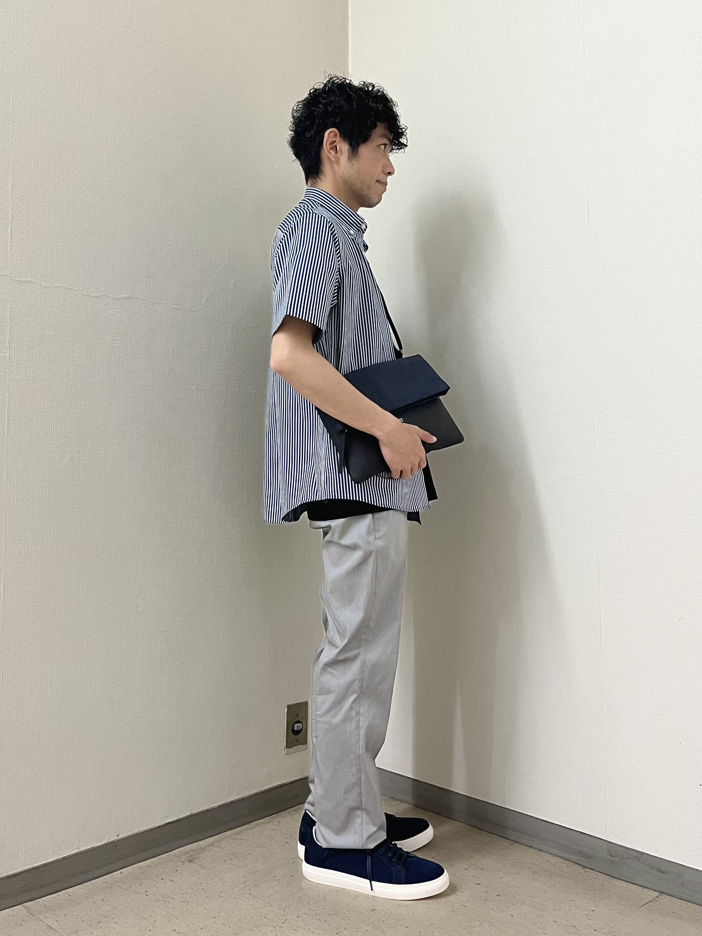 URAさんの「TAKEO KIKUCHI｜【接触冷感】ジャージストライプ シャツ」を使ったコーディネート