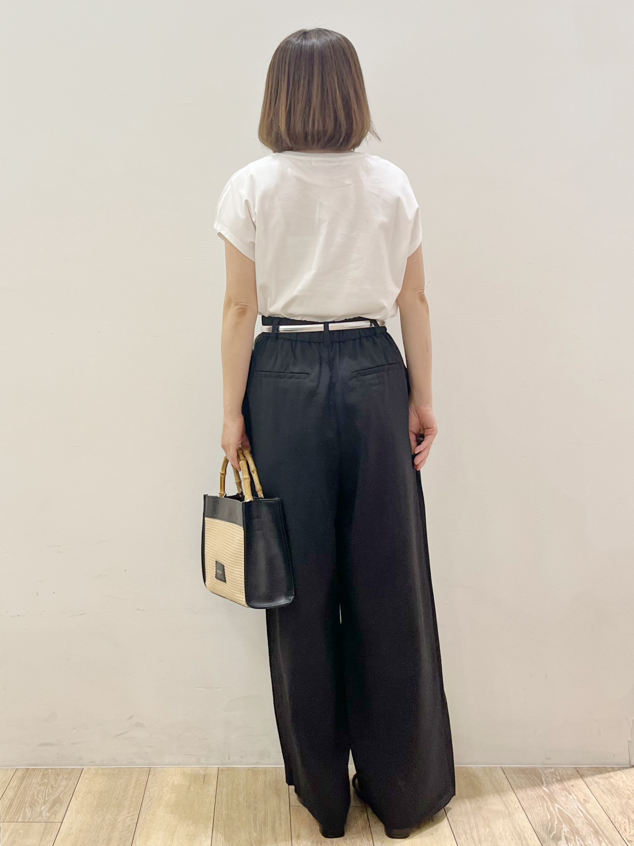 kcさんの「OPAQUE.CLIP｜フレンチスリーブカットソー【洗濯機OK】」を使ったコーディネート