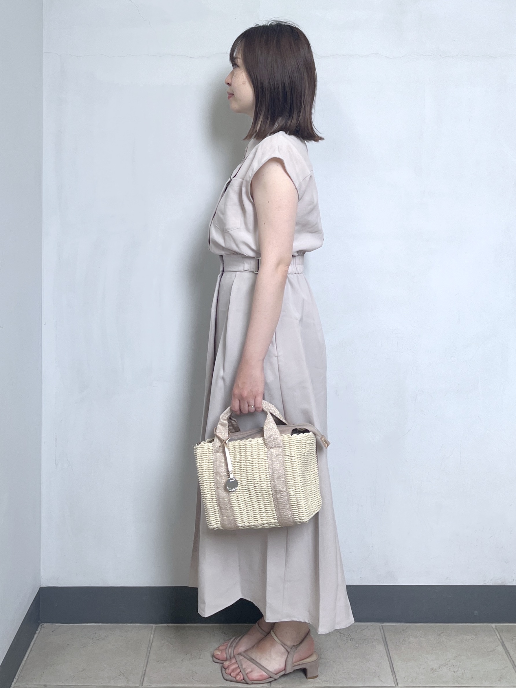 mikiさんの「OPAQUE.CLIP｜【接触冷感／吸水速乾】フレンチスリーブシャツワンピース《イージーアイロン／洗濯機OK》」を使ったコーディネート
