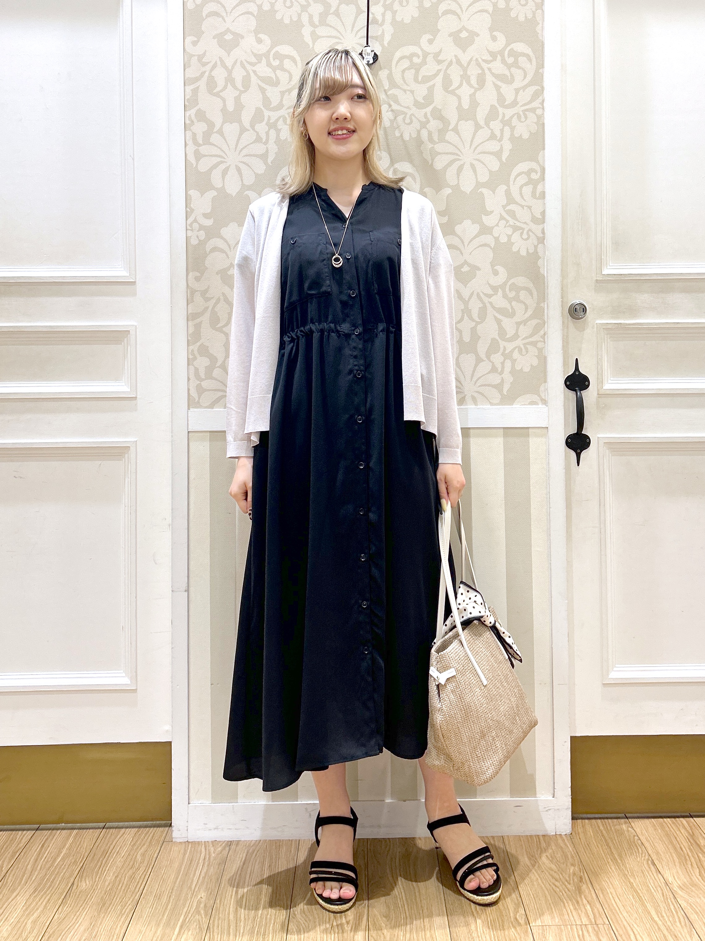 望 愛さんの「grove｜高評価！【接触冷感／UVカットetc】ベーシックショートカーディガン」を使ったコーディネート