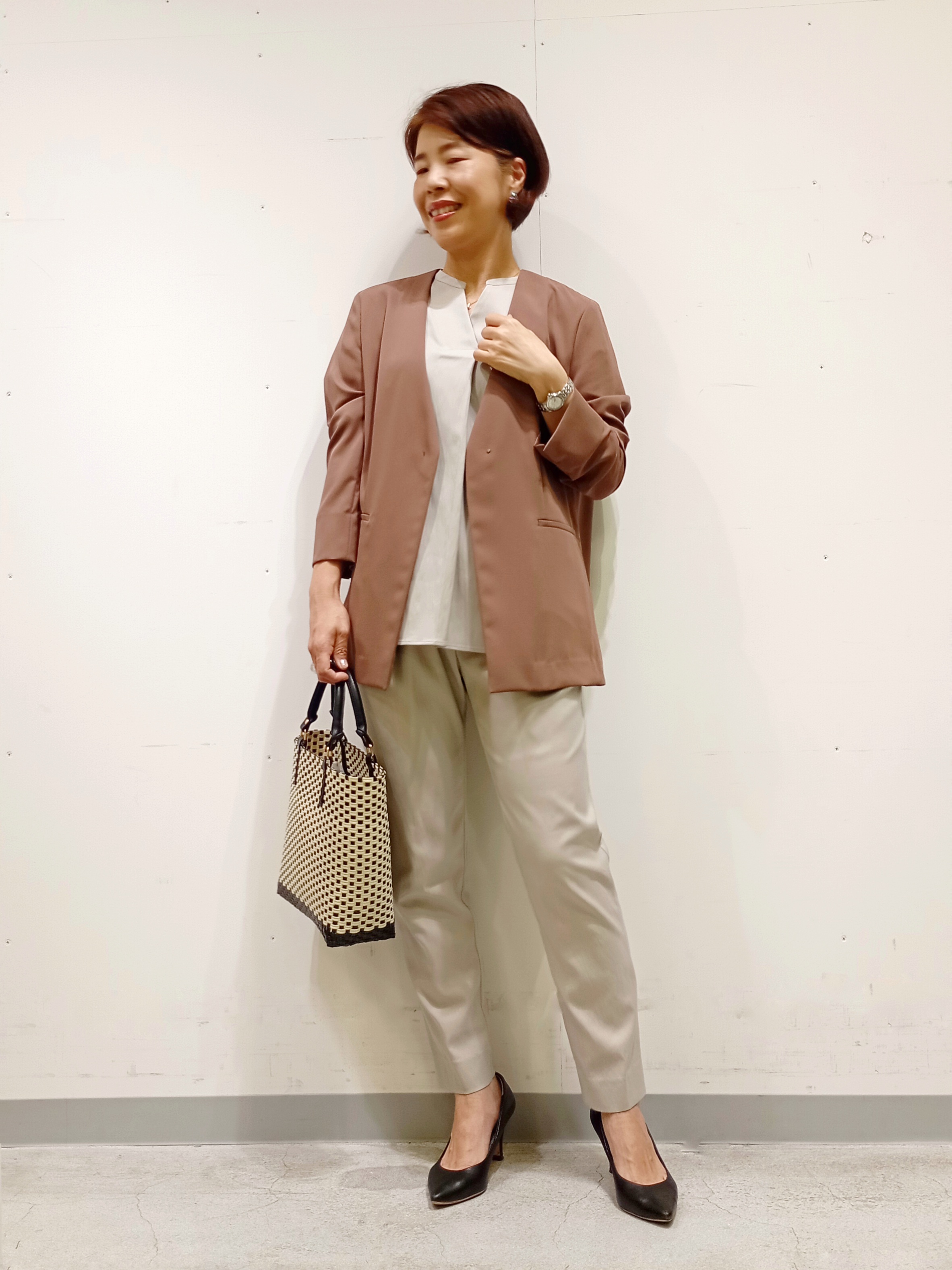 Kさんの「INDIVI｜【さらに軽く軽快！／着る日傘】イージーワイドパンツ」を使ったコーディネート