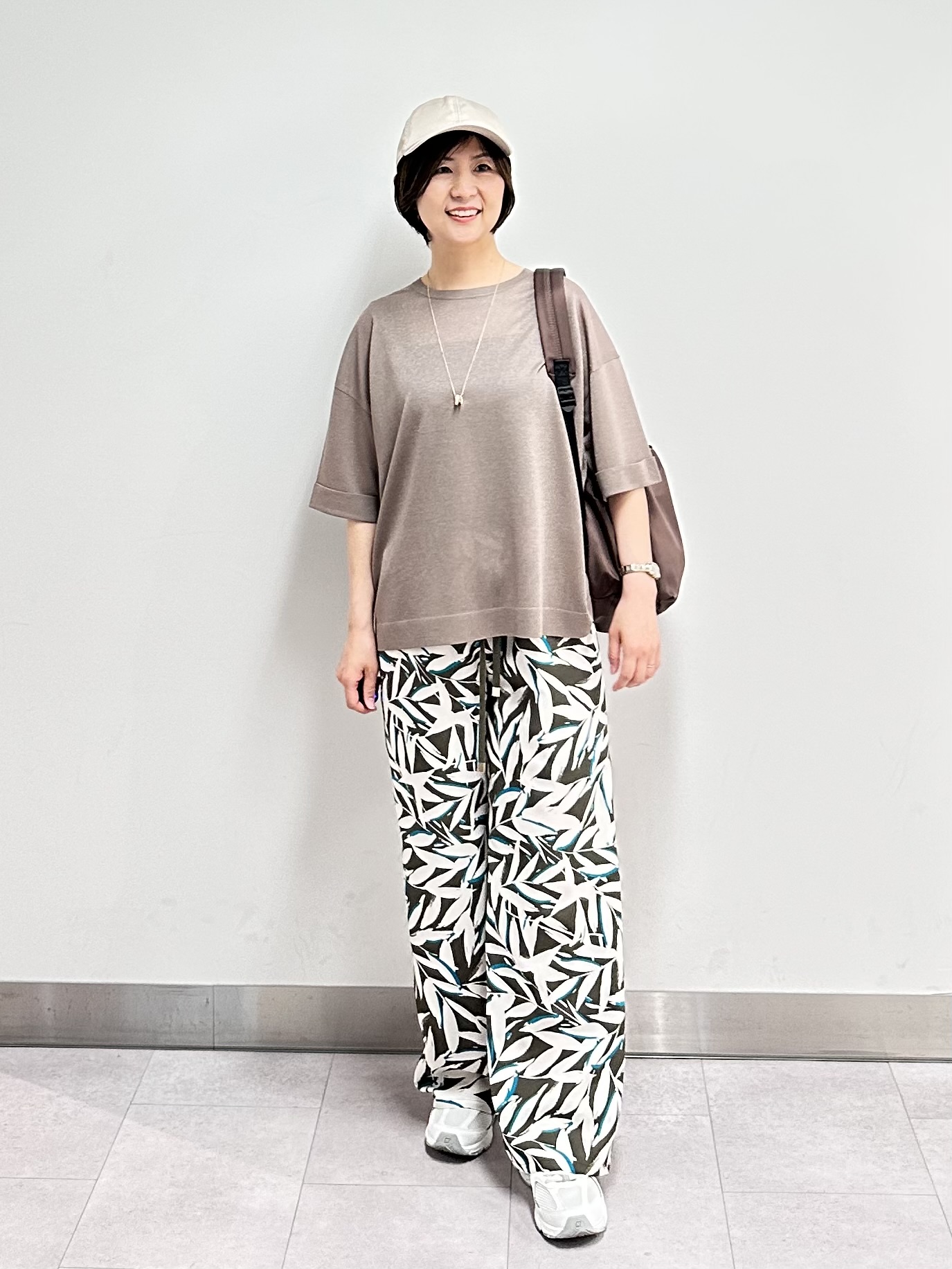 みなこさんの「UNTITLED｜【アンサンブル可/Tシャツ風/ゆったり】リラックスニットトップス」を使ったコーディネート