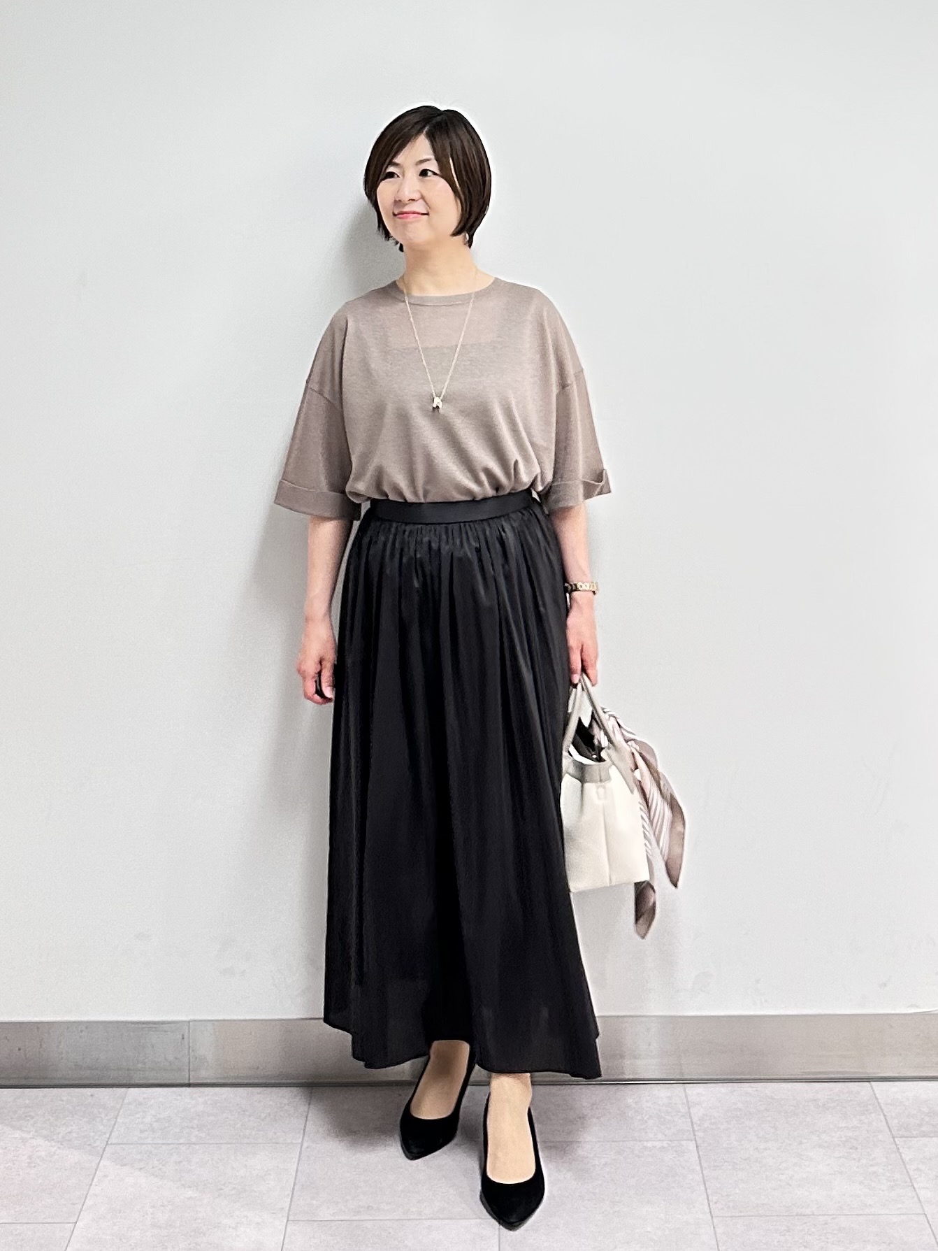 みなこさんの「UNTITLED｜【アンサンブル可/Tシャツ風/ゆったり】リラックスニットトップス」を使ったコーディネート