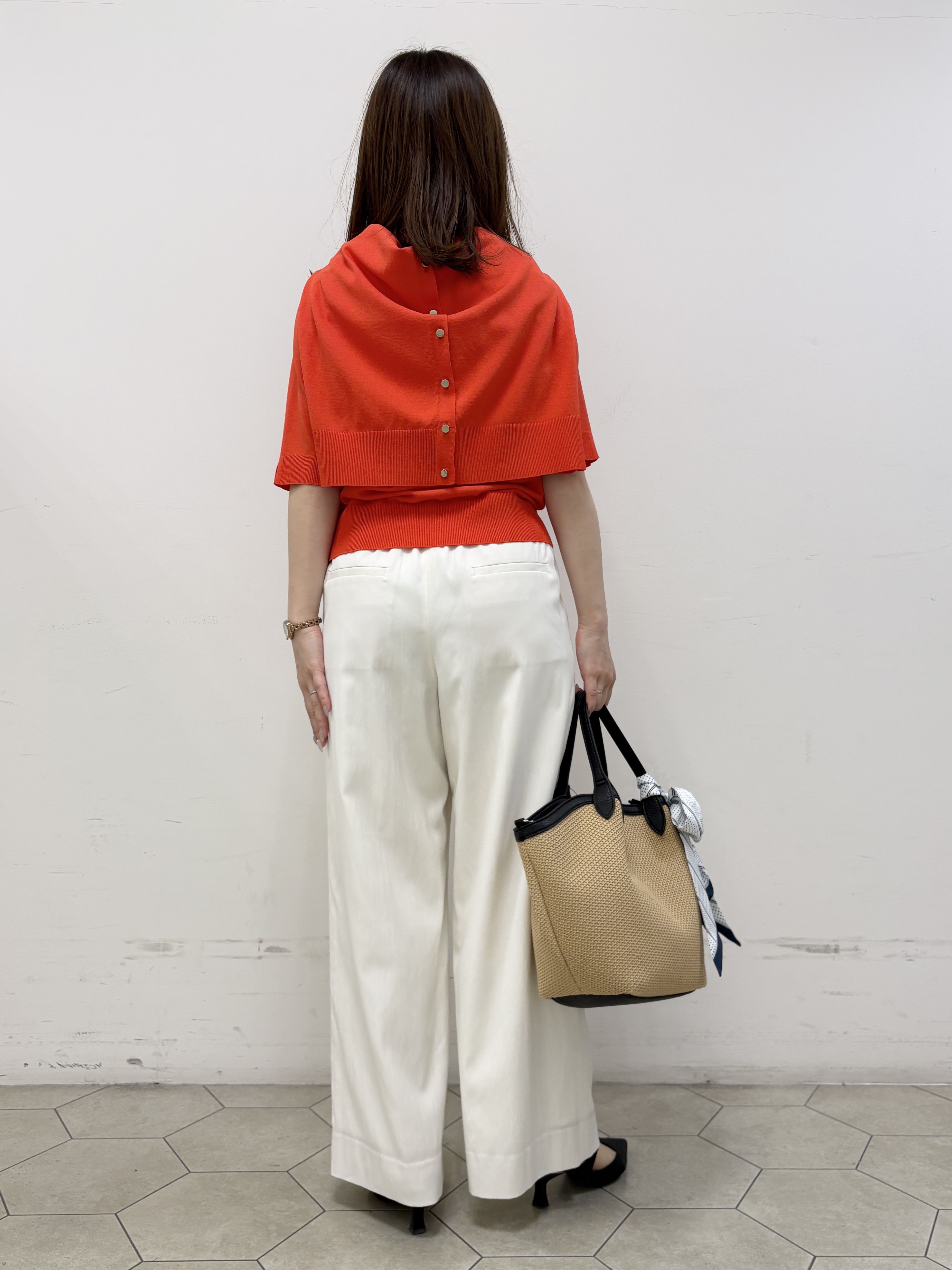 kahoさんの「INDIVI｜【UVケア/接触冷感／アンサンブル】丸首カーディガン＆袖スリット5分袖ニット」を使ったコーディネート