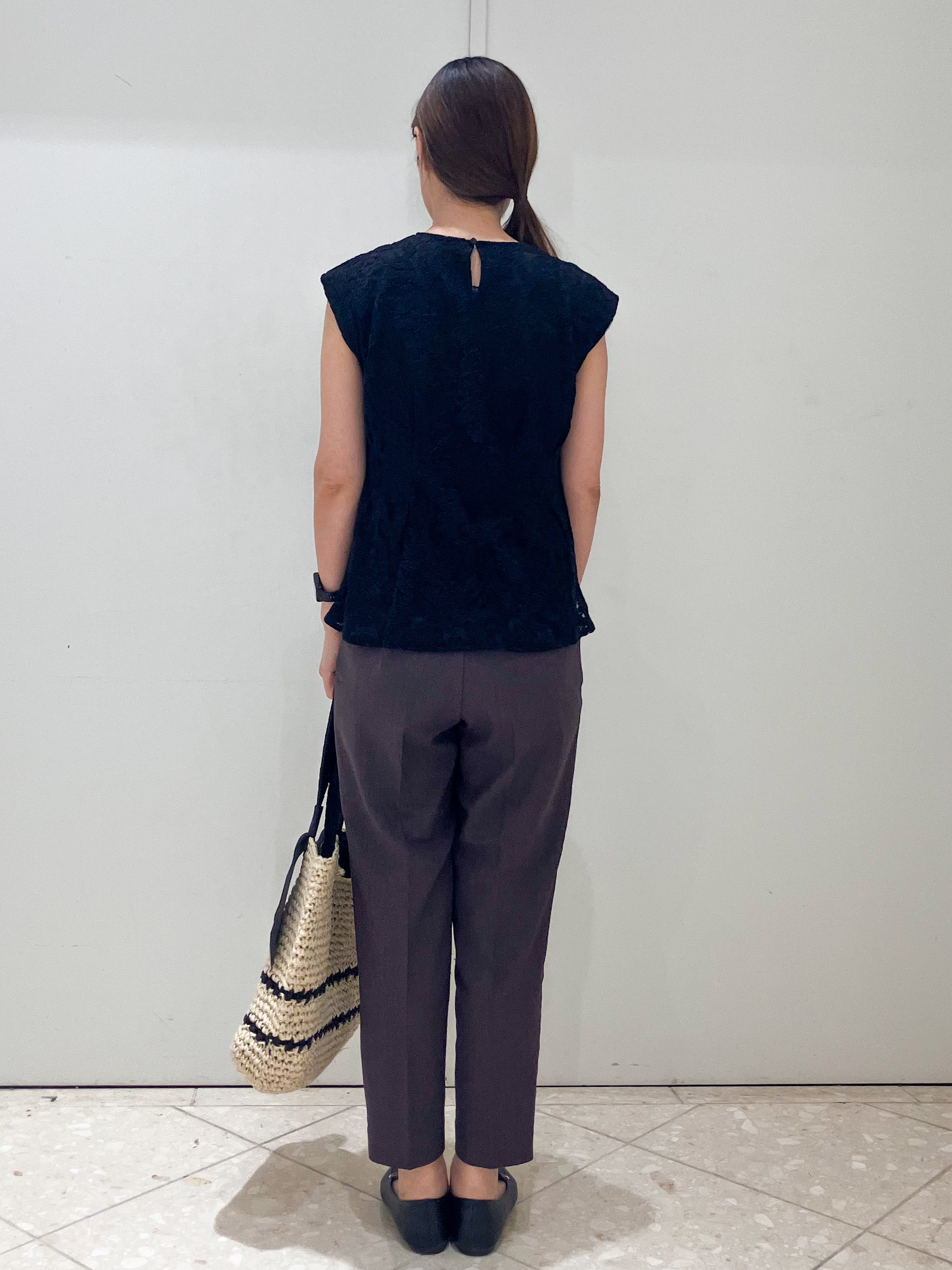  Maruさんの「OPAQUE.CLIP｜シアーフラワー刺繍ペプラムブラウス【イージーアイロン／洗濯機OK】」を使ったコーディネート