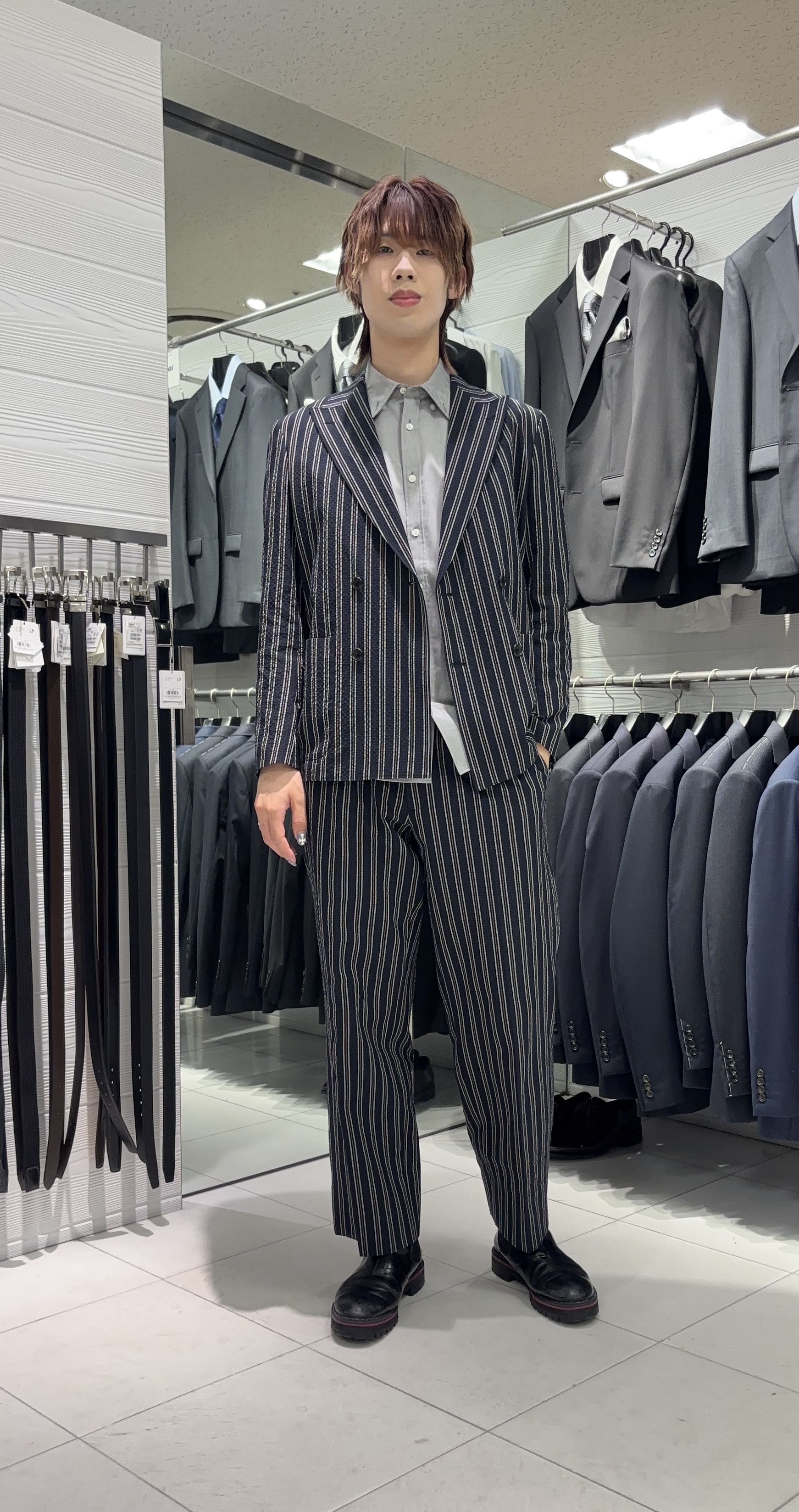 こうへいさんの「TAKEO KIKUCHI｜【BOWLER HAT LABEL】サッカーストライプ ダブルジャケット」を使ったコーディネート