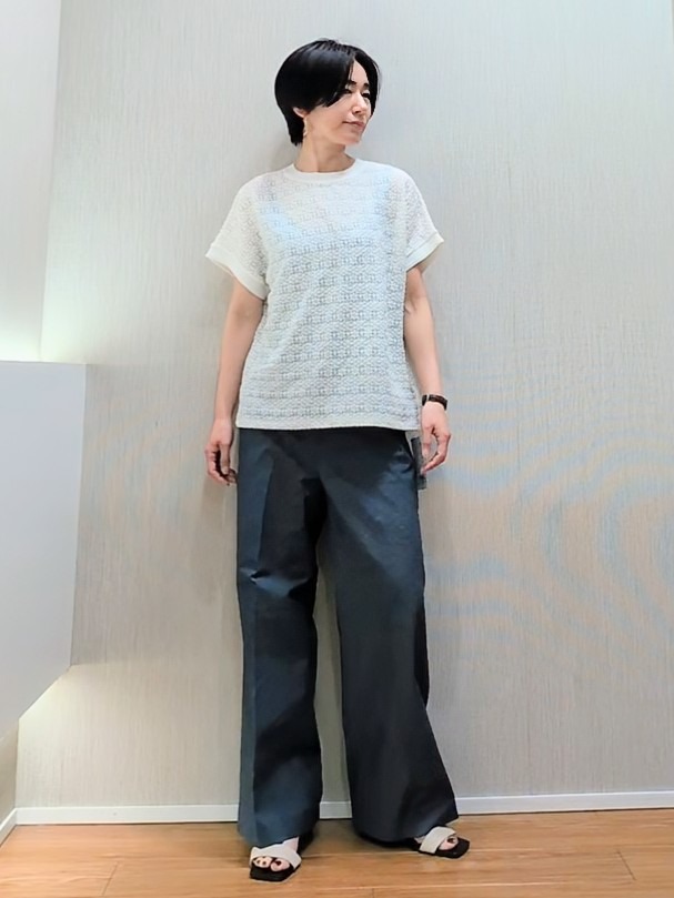 ミズタさんの「UNTITLED｜【セットアップ可/接触冷感/通気性】ドライシアーVネックジレ」を使ったコーディネート