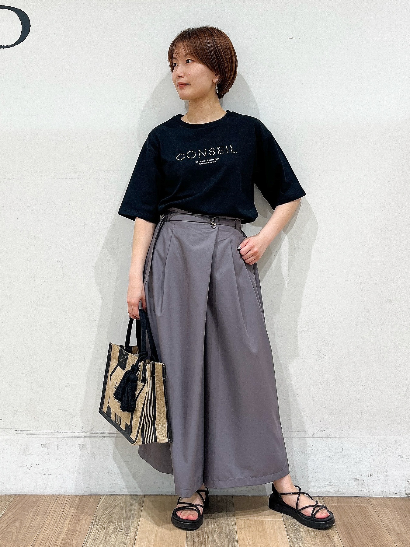 山さんさんの「grove｜【UVカット/接触冷感】プリントアソート5分袖Tシャツ」を使ったコーディネート