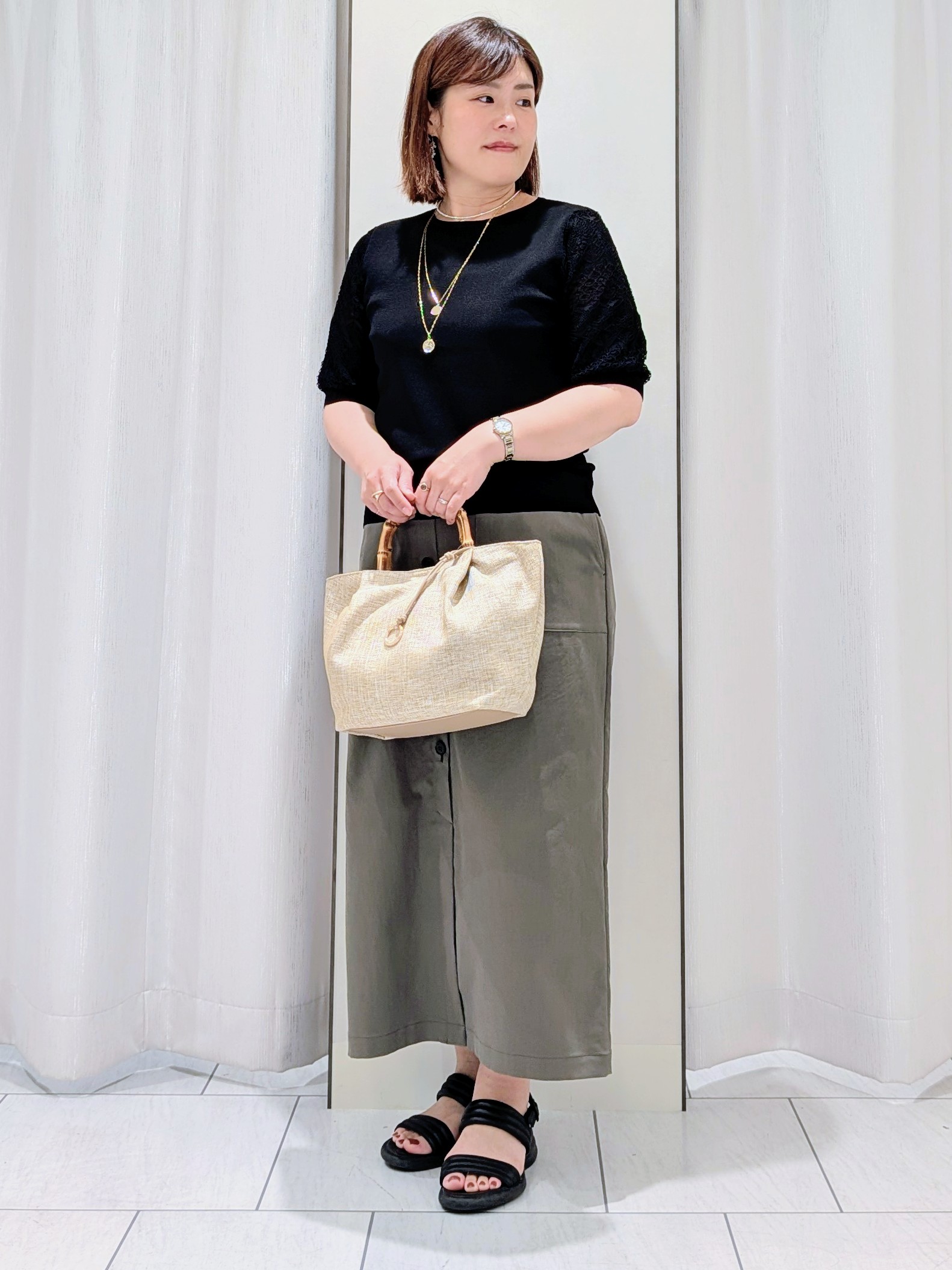 Onumaさんの「UNTITLED｜【接触冷感/UVカット/吸水速乾/遮熱】ツイルボタンディティールスカート」を使ったコーディネート