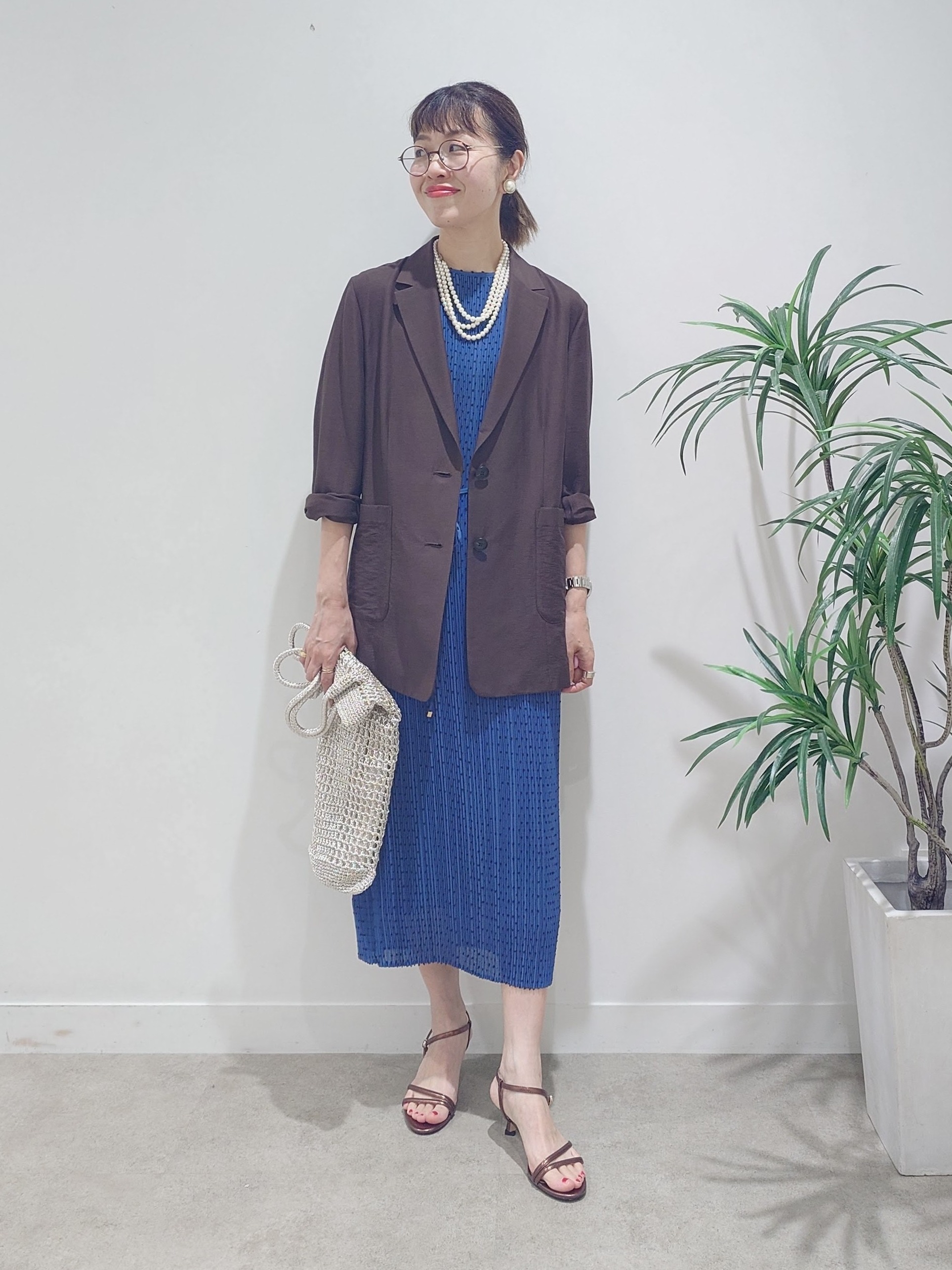 MUTSUKOさんの「UNTITLED｜【程よいシアー感/洗える】エアリーバイオジャケット」を使ったコーディネート