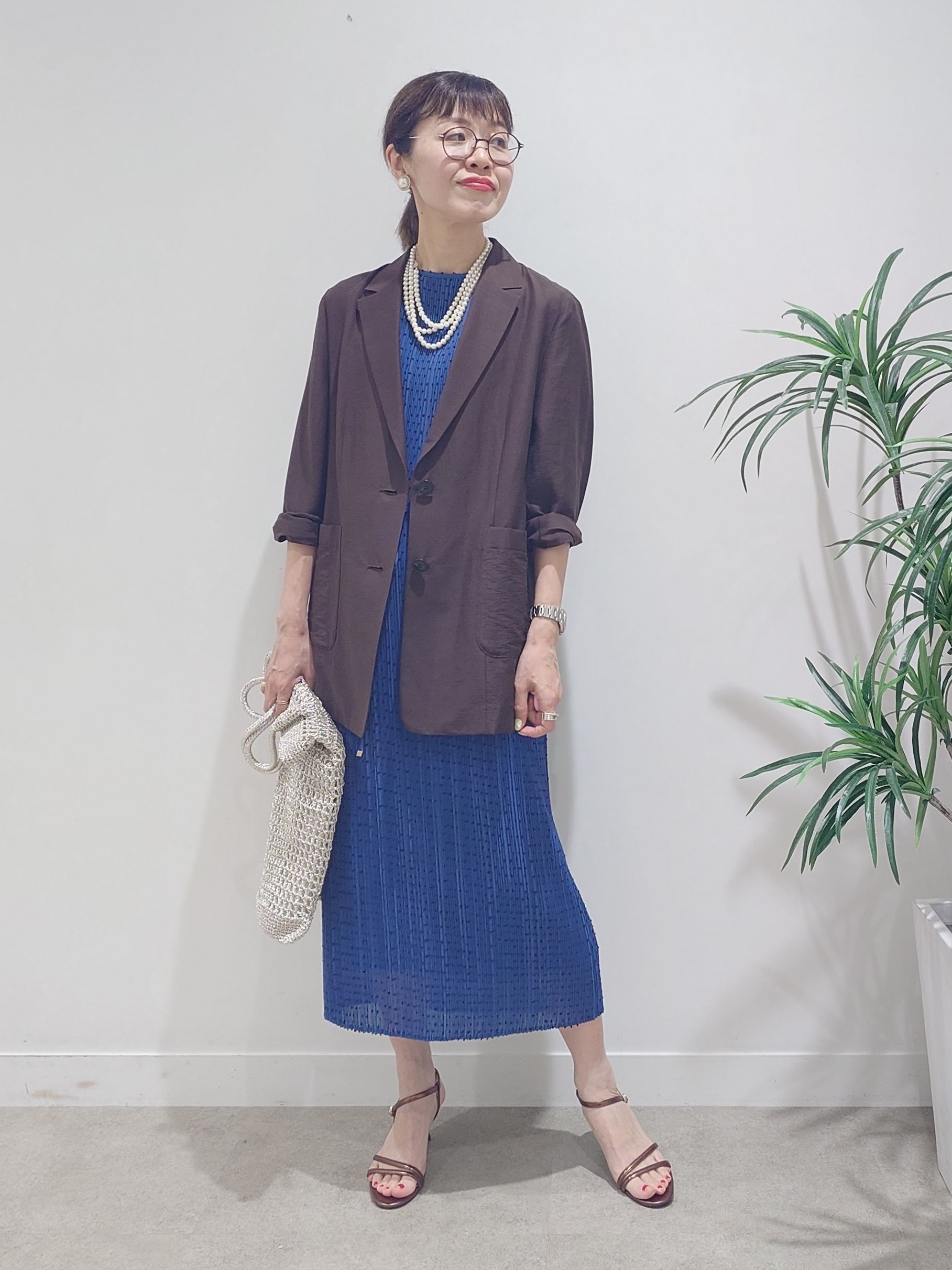 MUTSUKOさんの「UNTITLED｜【程よいシアー感/洗える】エアリーバイオジャケット」を使ったコーディネート