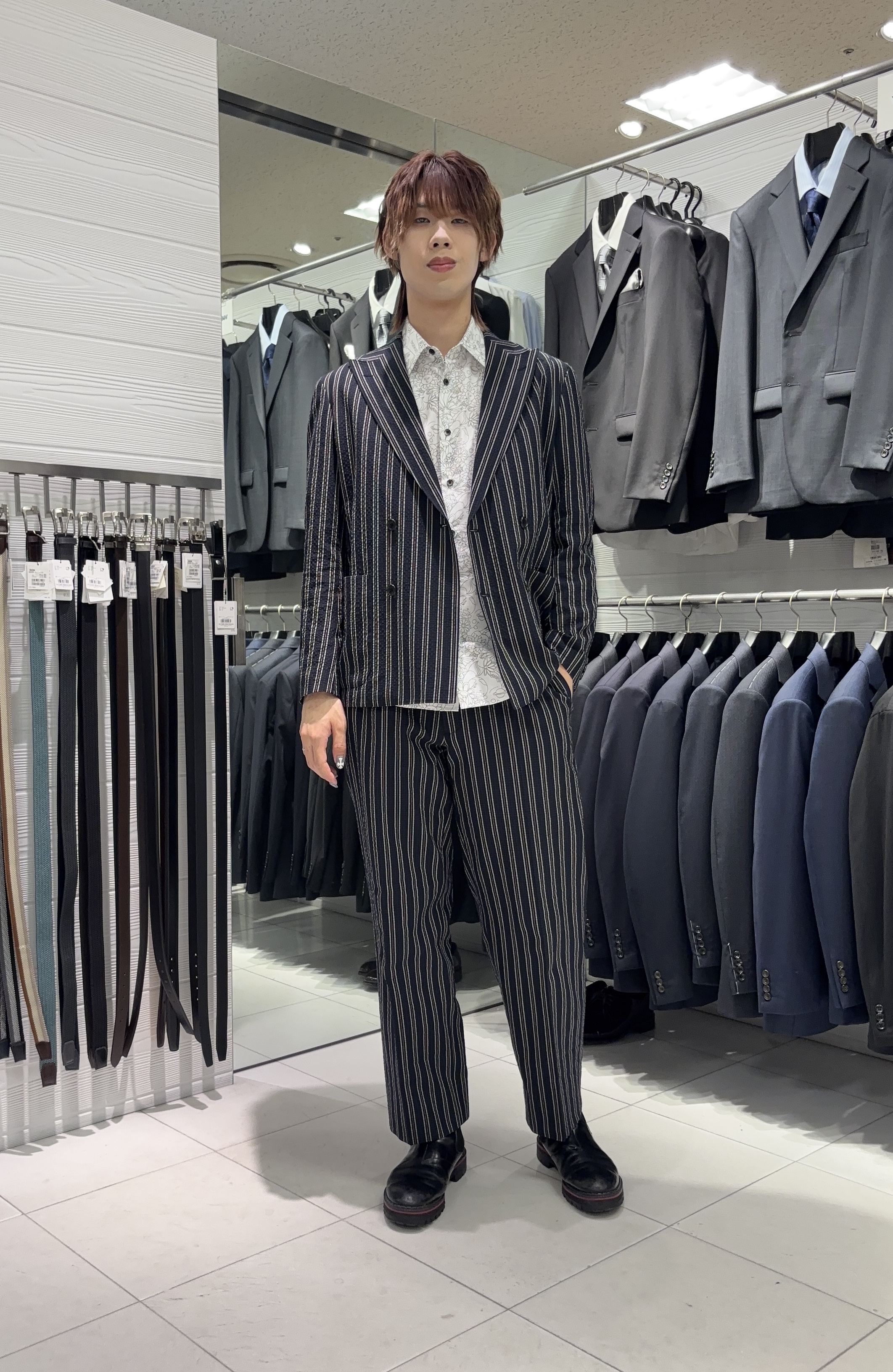 こうへいさんの「TAKEO KIKUCHI｜【BOWLER HAT LABEL】サッカーストライプ ダブルジャケット」を使ったコーディネート
