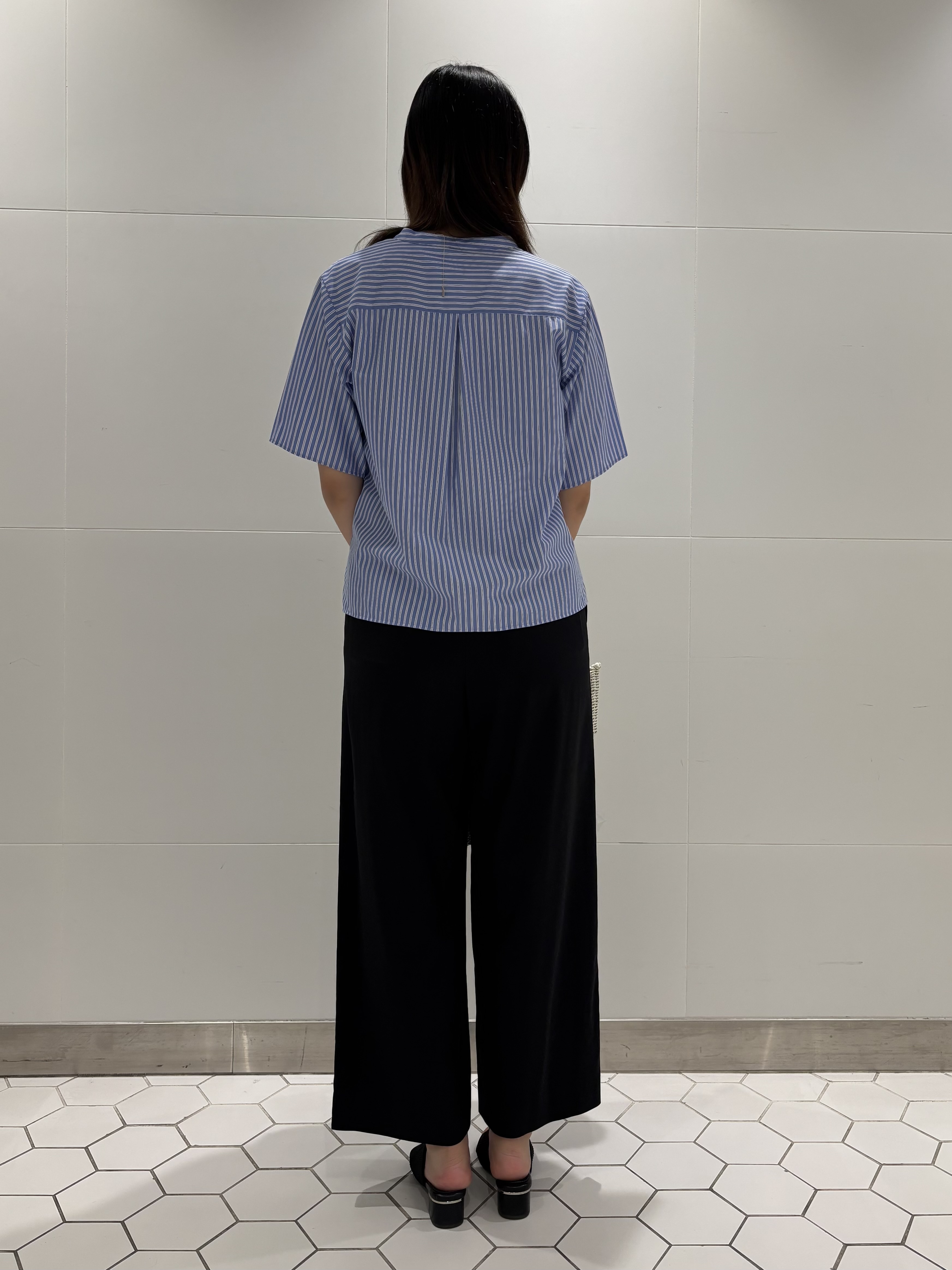 koharuさんの「INDIVI｜【UVケア／吸汗速乾／着映え】フリルピンタックブラウス」を使ったコーディネート