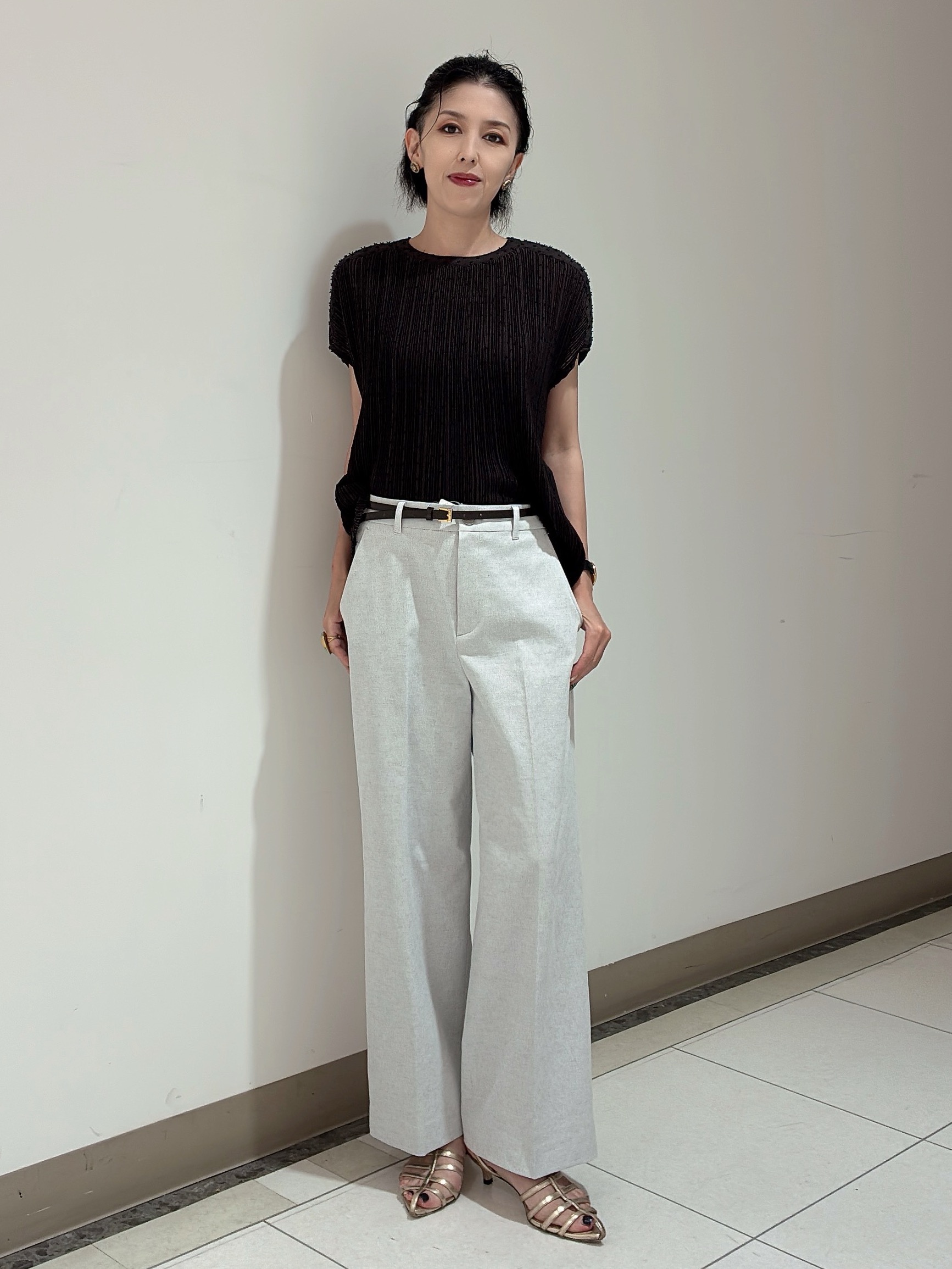 環さんの「UNTITLED｜【1枚で着映える】ドットジャガードブラウス」を使ったコーディネート