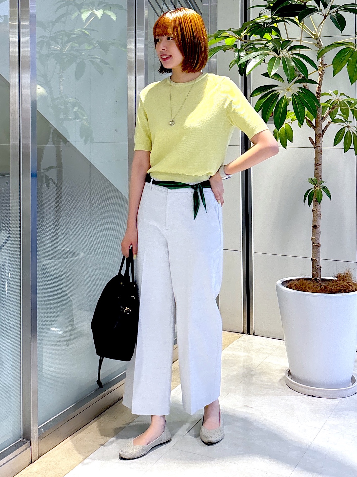 yukaさんの「UNTITLED｜【アンサンブル可】ラメ混クルーネックプルオーバー」を使ったコーディネート