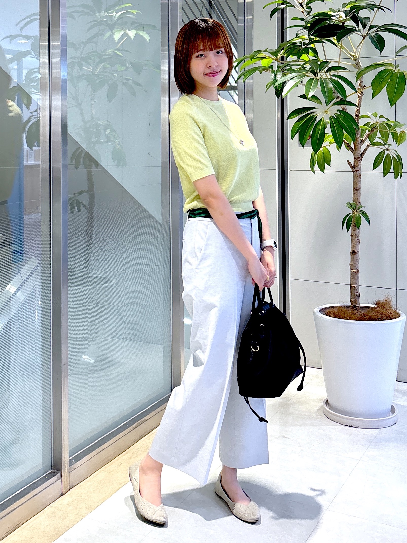 yukaさんの「UNTITLED｜【アンサンブル可】ラメ混クルーネックプルオーバー」を使ったコーディネート