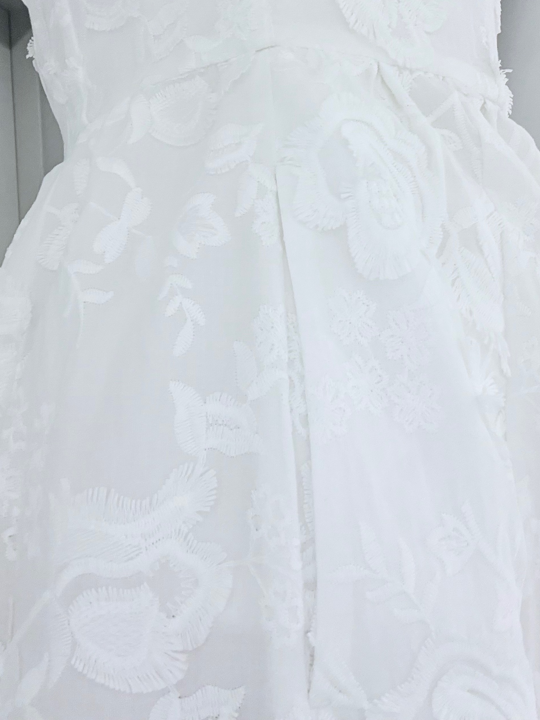 Yamaさんの「DRESSTERIOR｜【ウォッシャブル】コットン エンブロイダリードレス」を使ったコーディネート