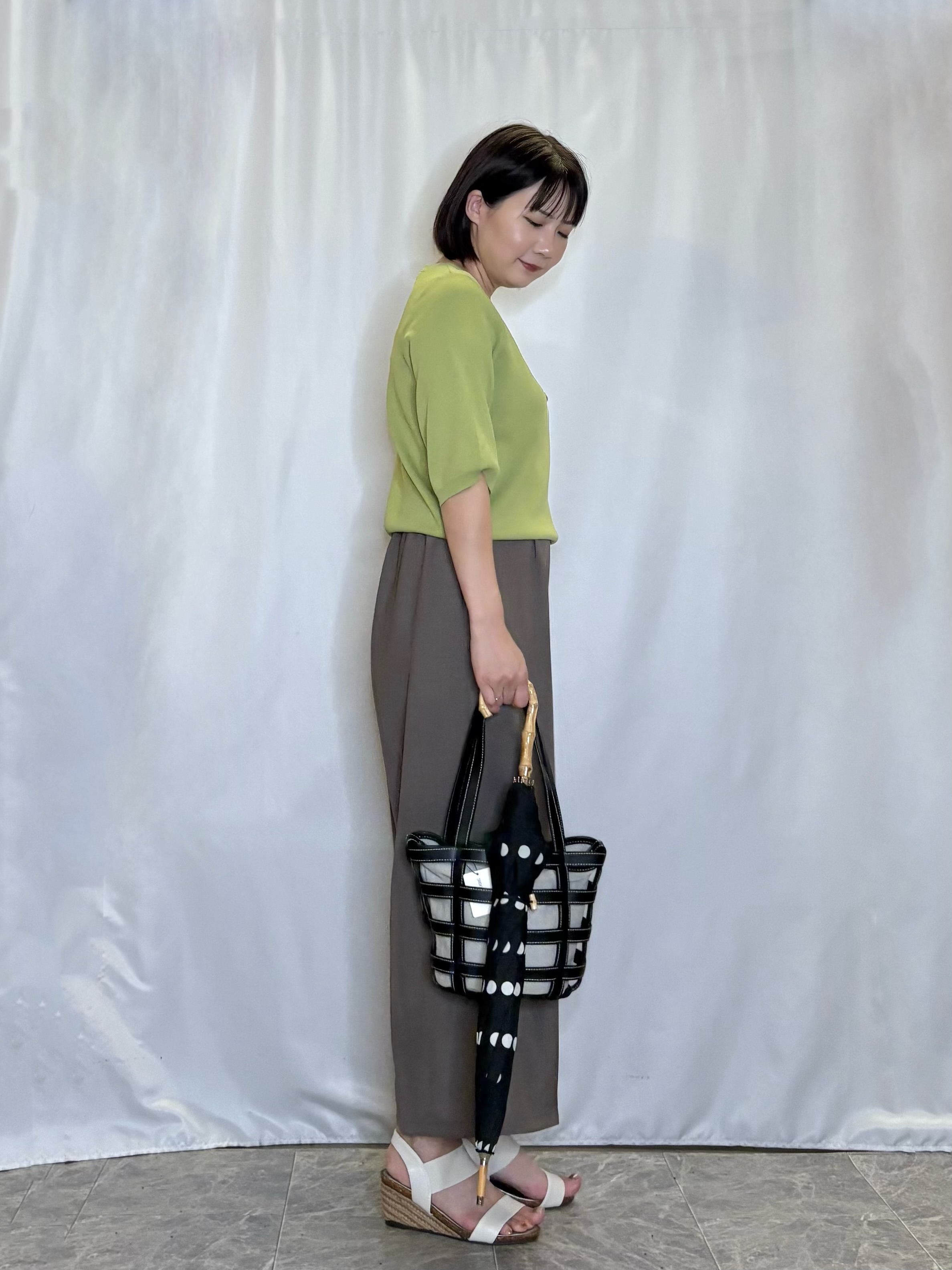 ネリさんの「SHOO･LA･RUE｜【毎日洗える/S-LL/ひんやり/UV】上半身すっきり 二の腕見せない5分袖ニット」を使ったコーディネート